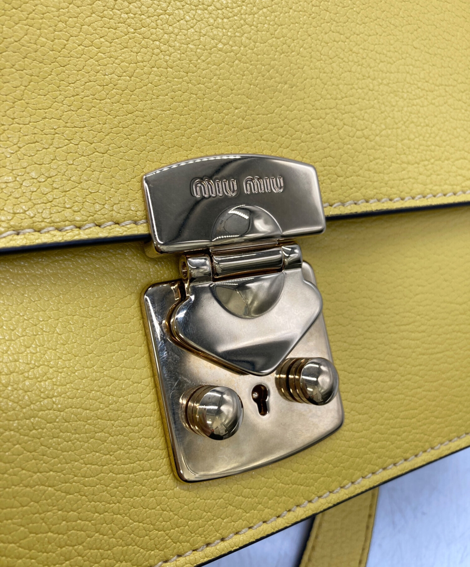 中古・古着通販】MIU MIU (ミュウミュウ) ショルダーバッグ イエロー