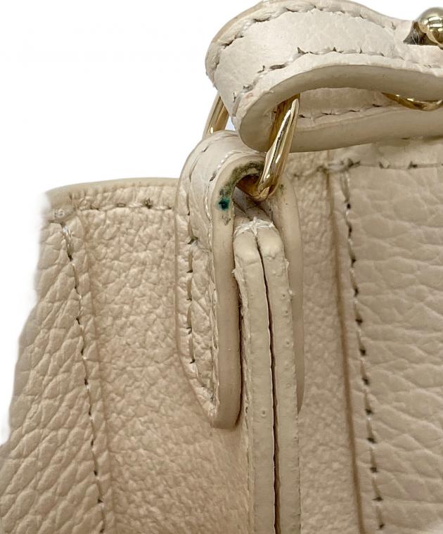 フルラ FURLA★型押しバッグ★アイボリー フルラ FURLA★型押しバッグ★アイボリー