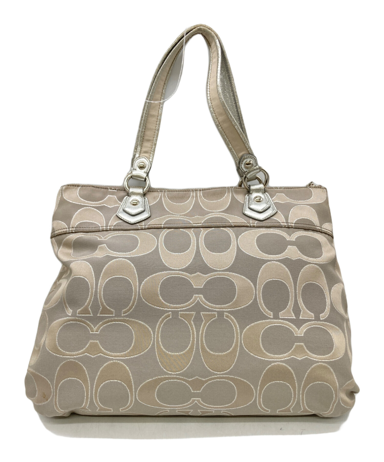 d*2様 COACH シルバー グレー トートバッグ 中古・古着通販】COACH (コーチ) ポピーシグネチャートートバッグ