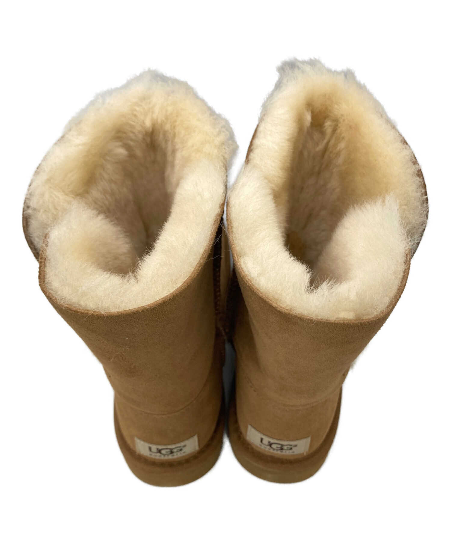 【新品未使用】UGG ベイリーボタン ムートンブーツ チェスナットカラー 中古・古着通販】UGG (アグ) ベイリーボタンムートンブーツ ブラウン