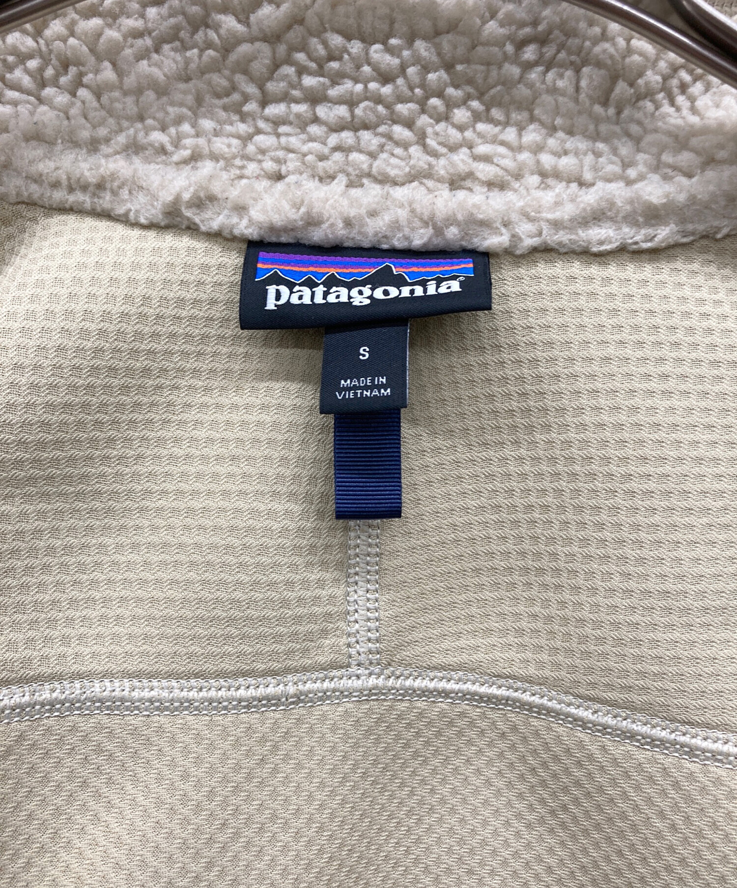 中古・古着通販】Patagonia (パタゴニア) フリースベスト ベージュ