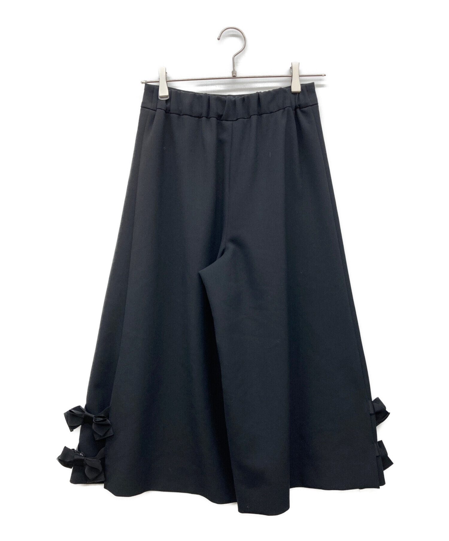 新品　エムズグレイシー（M'S GRACY）濃紺裾にリボン付きパンツ　サイズ40 中古・古着通販】M'S GRACY (エムズグレイシー) リボン付きクロップド
