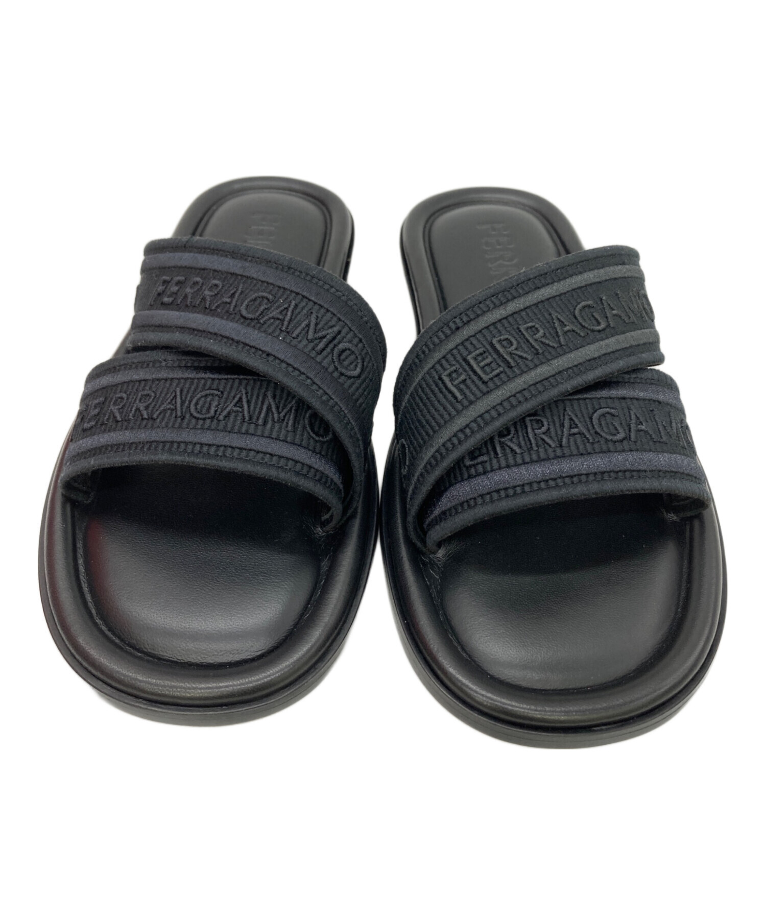 中古・古着通販】Ferragamo (フェラガモ) ロゴ クロスベルトサンダル