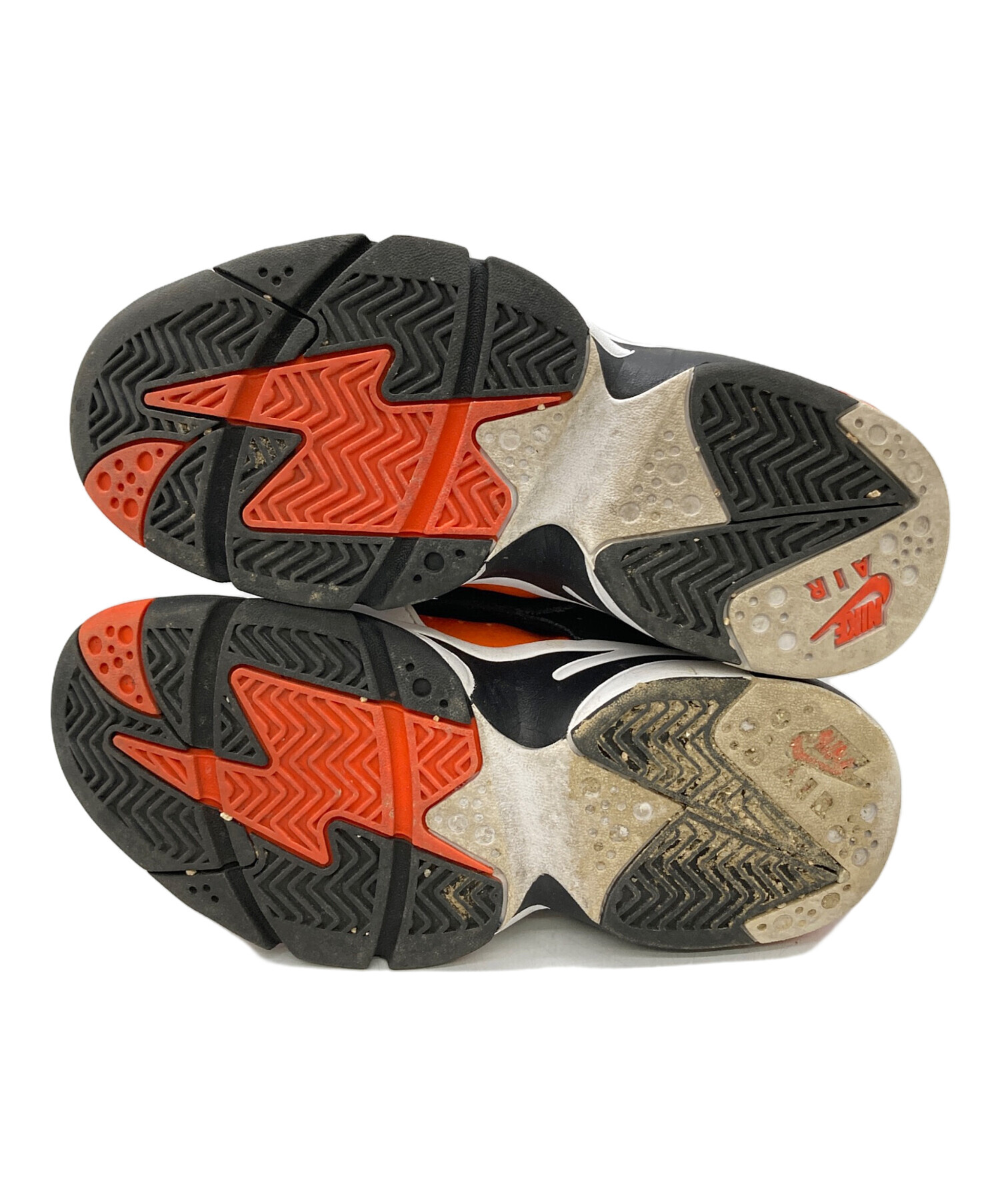 ビンテージデットストックNIKE ブラック/オレンジ スパイク ハイカット 中古・古着通販】NIKE (ナイキ) ハイカットスニーカー Rush Orange