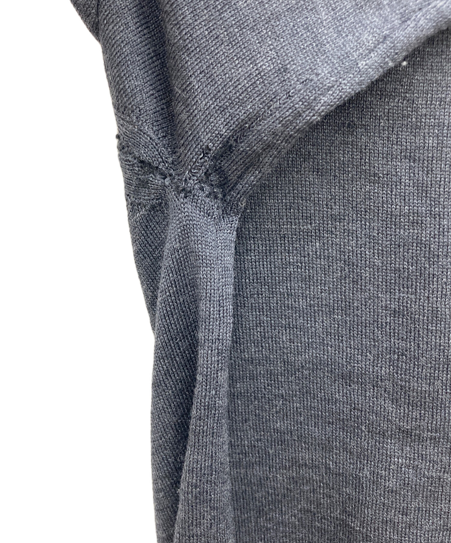 中古・古着通販】DOLCE & GABBANA (ドルチェ＆ガッバーナ) Vネック
