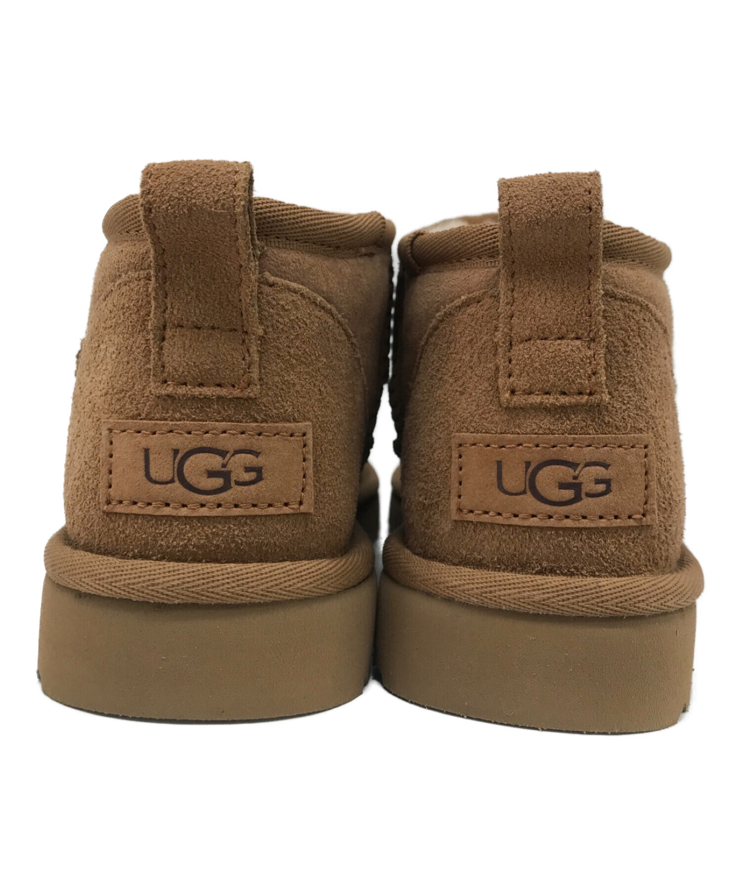 中古・古着通販】UGG (アグ) UGG CLASSIC ULTRA MINI/アグ 中古・古着通販】UGG (アグ) UGG CLASSIC ULTRA MINI/アグ