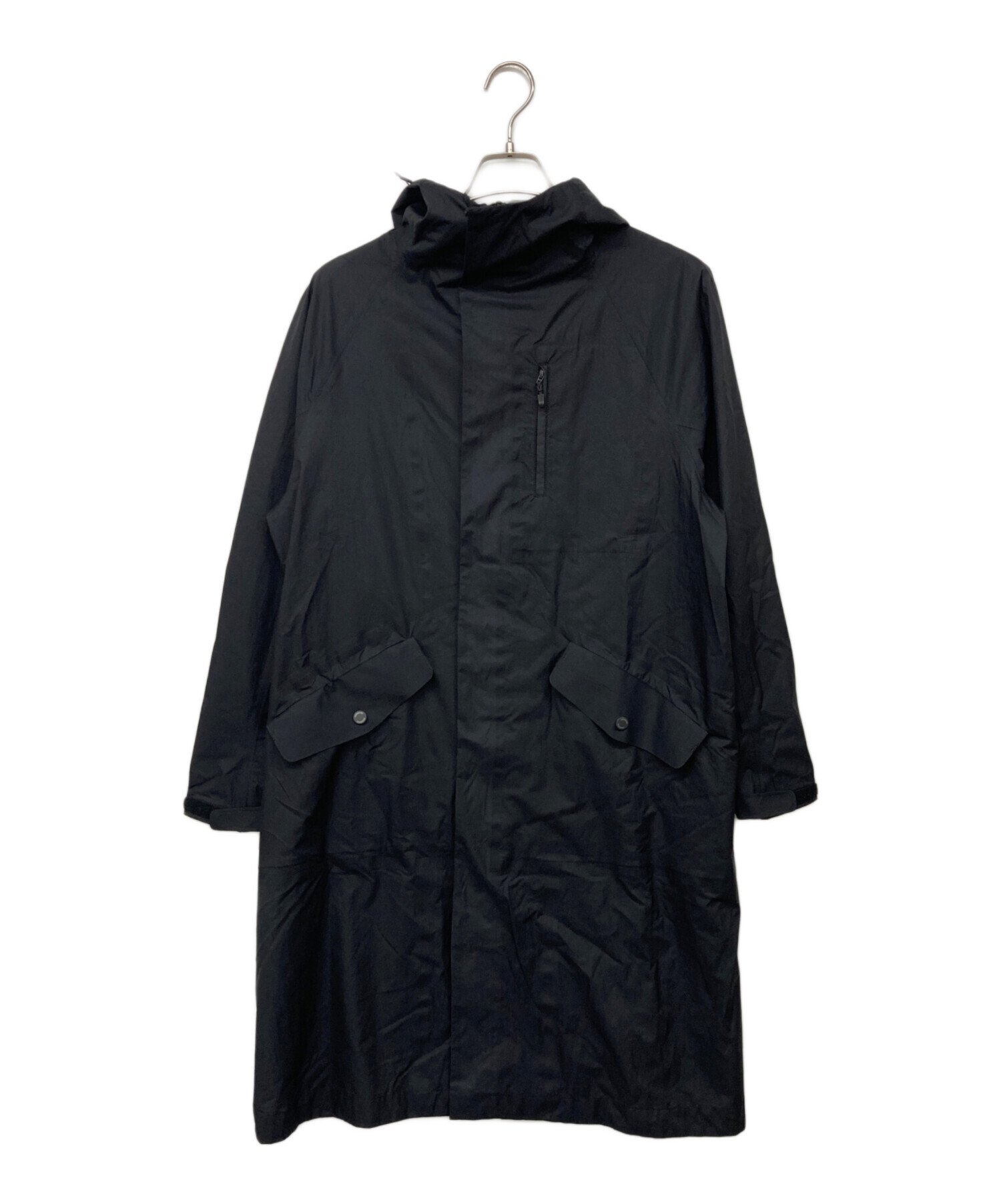 DESCENTE 黒のフード付きロングコート 3Mタグ付き DESCENTE 黒のフード