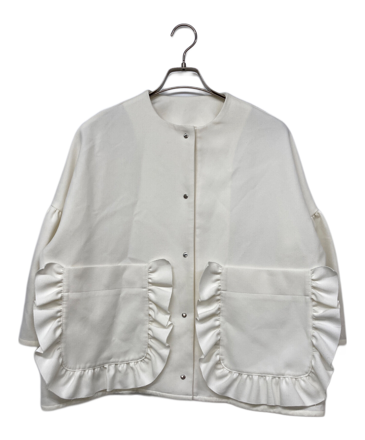 ※yori ヨリ ※ ポケットフリルジャケット※ ホワイト 中古・古着通販】YORI (ヨリ) ポケットフリルジャケット