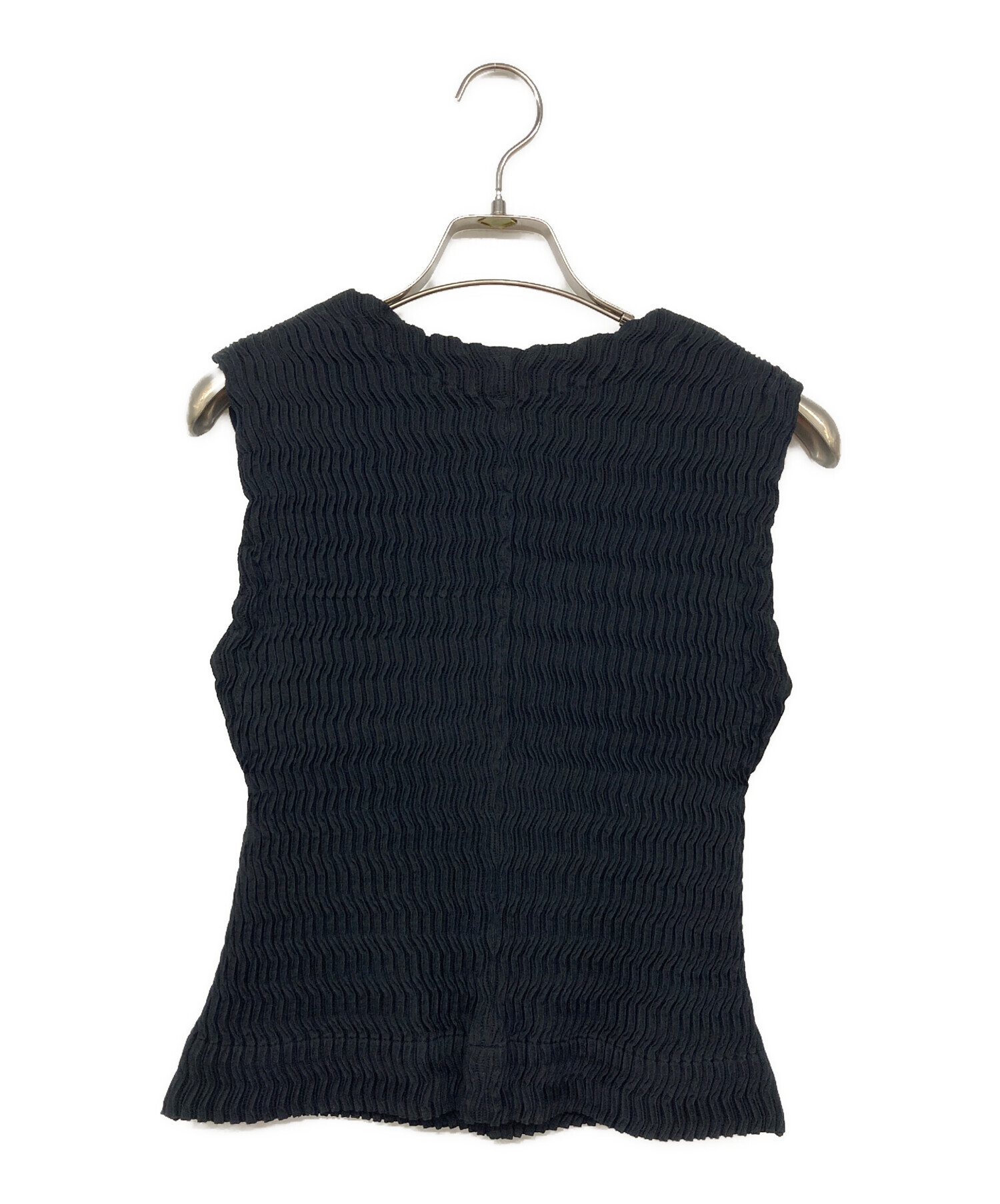 中古・古着通販】ISSEY MIYAKE (イッセイミヤケ) プリーツノースリーブ 