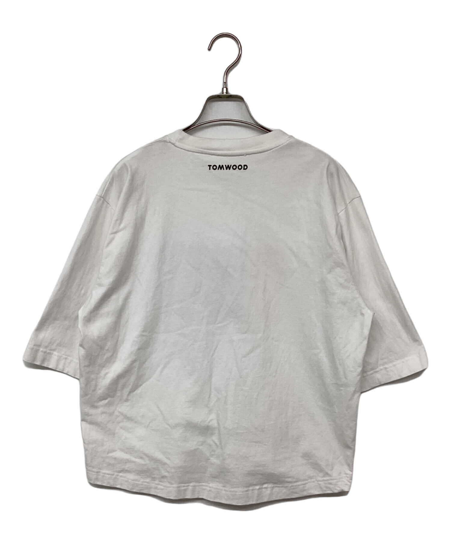 中古・古着通販】TOM WOOD (トムウッド) プリントTシャツ 中古・古着通販】TOM WOOD (トムウッド) プリントTシャツ