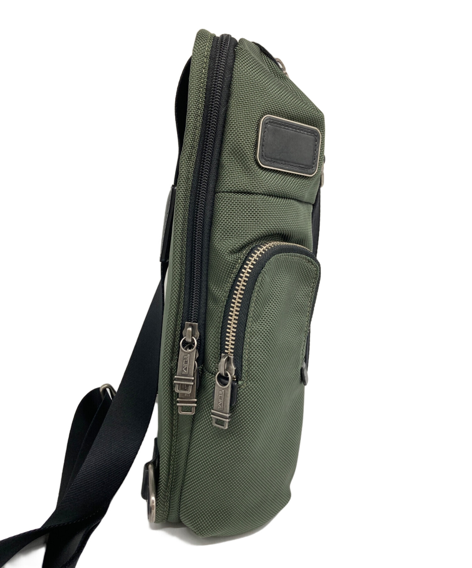中古・古着通販】TUMI (トゥミ) スリング ボディバッグ グリーン
