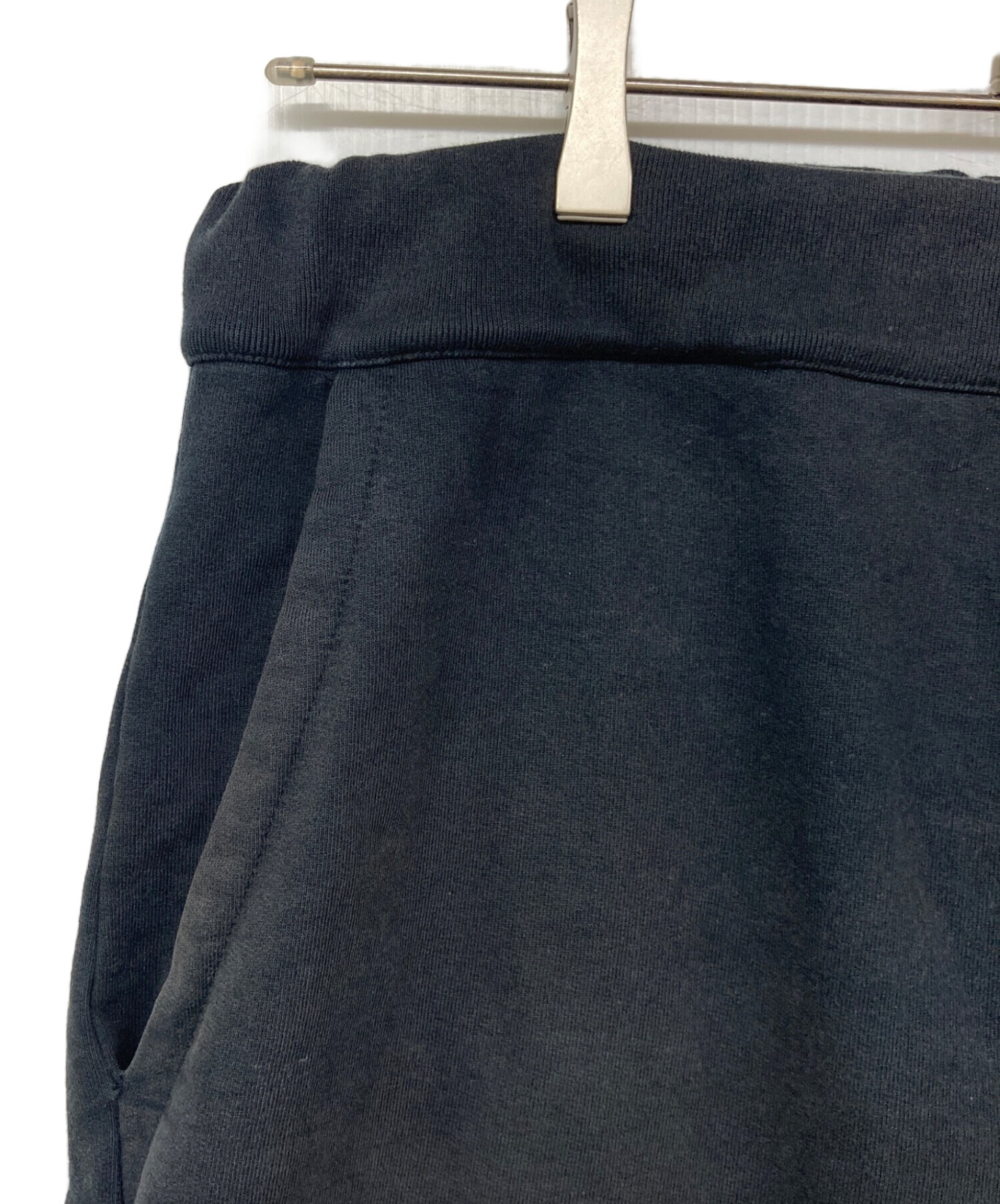 中古・古着通販】PRADA (プラダ) スウェットハーフパンツ ブラック 中古・古着通販】PRADA (プラダ) スウェットハーフパンツ ブラック
