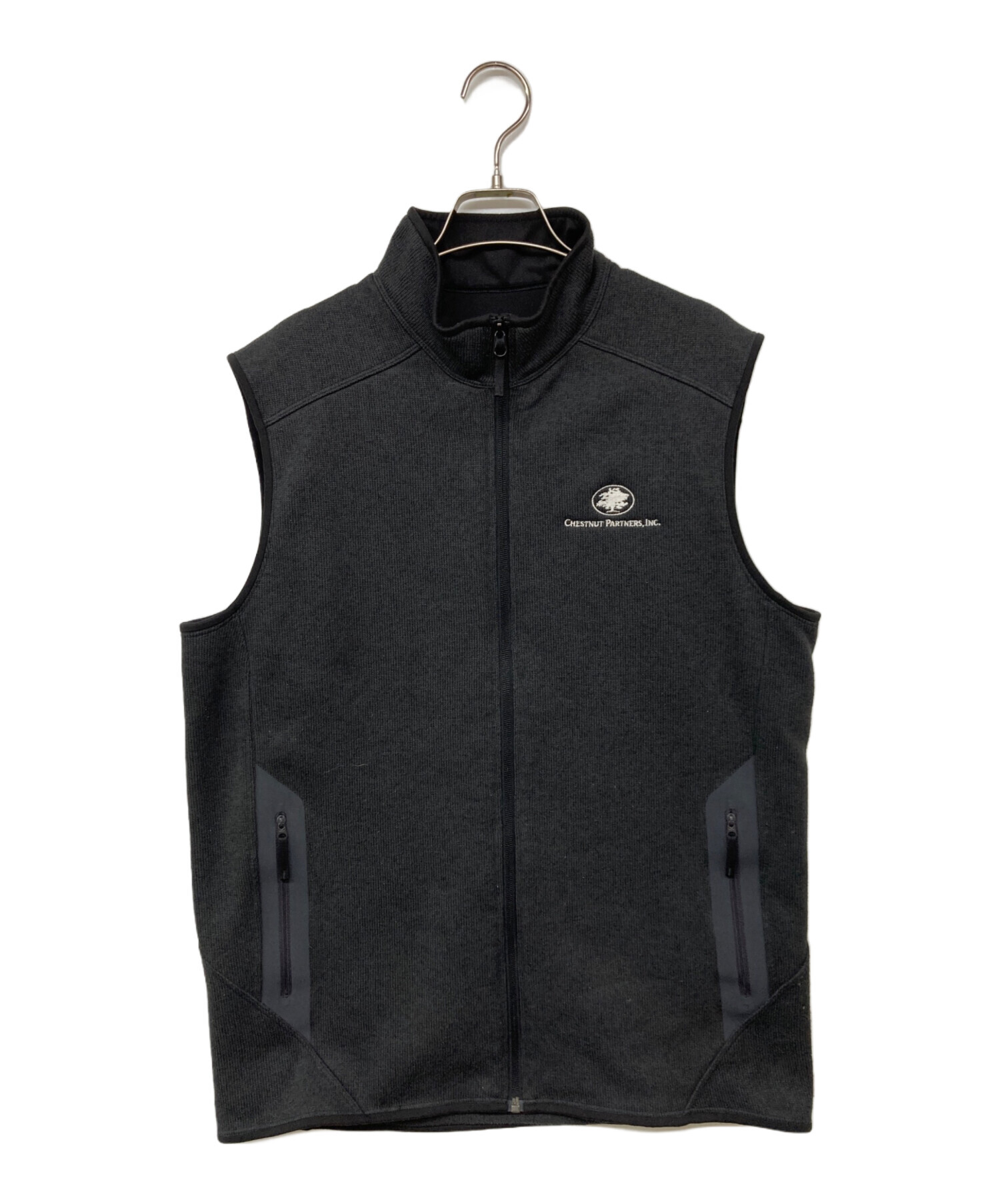 ARC'TERYX ブラック ベスト S/P 中古・古着通販】ARC'TERYX (アークテリクス) COVERT VEST ブラック