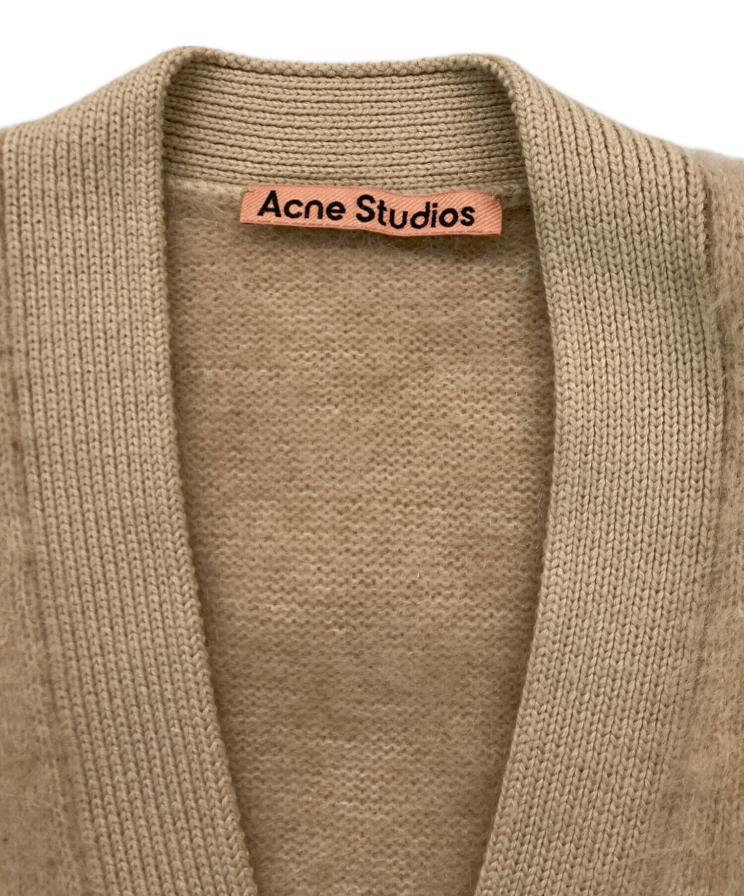 特別価格　Acne Studios モヘアカーディガン　ベージュA60038 ACNE STUDIOS(アクネストゥディオズ) RIVES MOHAIRモヘヤカーディガン