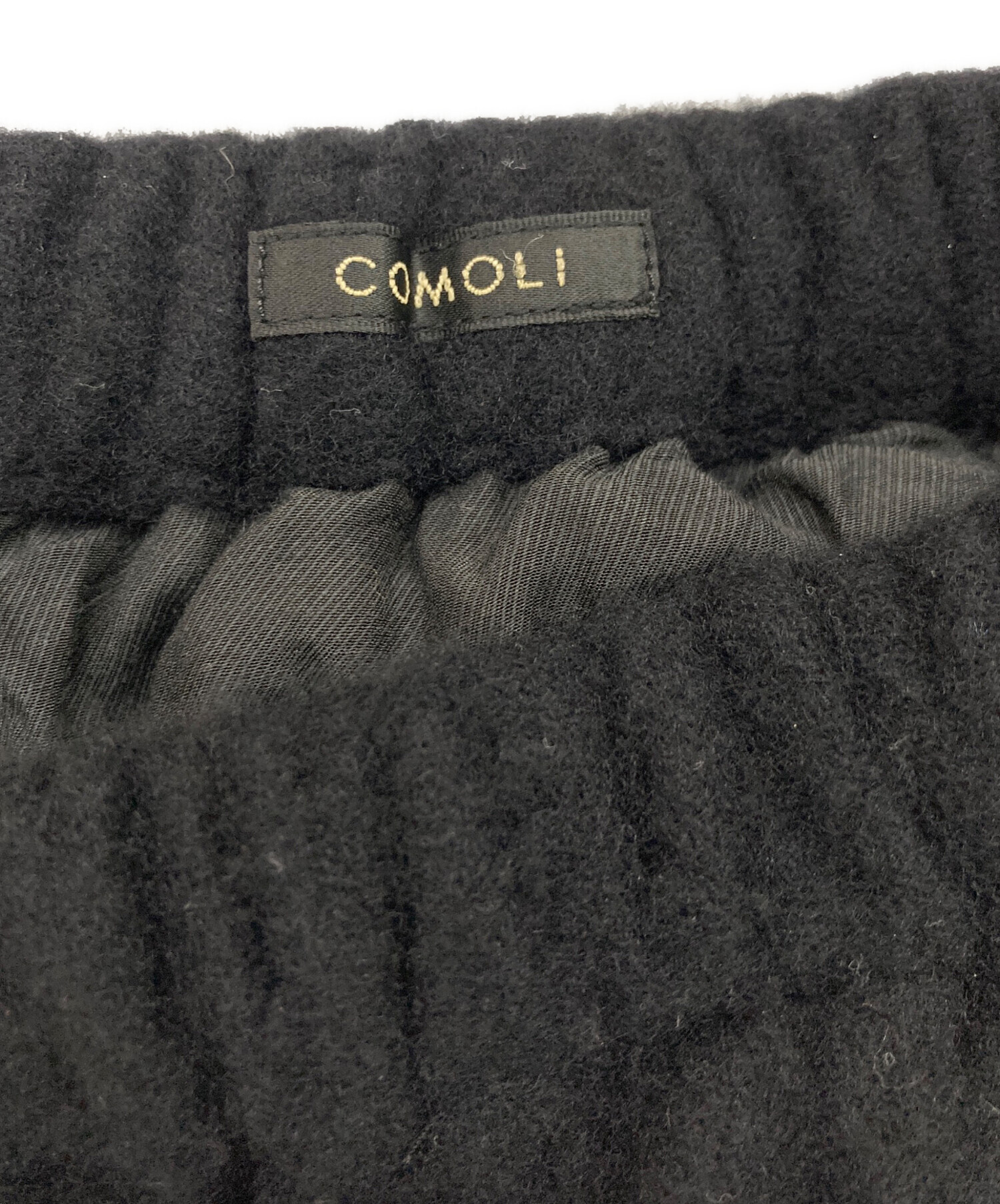 中古・古着通販】COMOLI (コモリ) 縮絨ウール6Pパンツ ブラック サイズ 