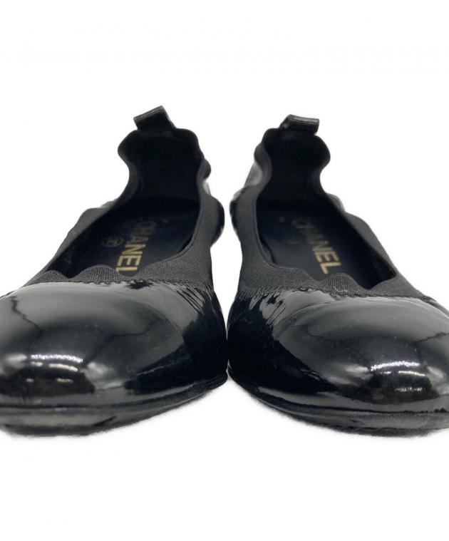 CHANEL エナメルパンプス 中古・古着通販】CHANEL (シャネル) ココマーク刺繍エナメルパンプス