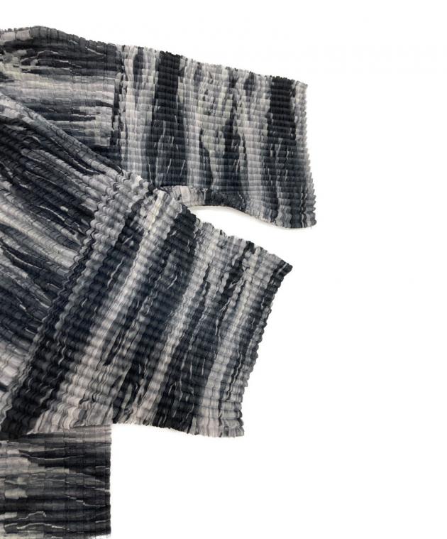 綺麗 イッセイミヤケ FETE プリーツ加工 ノースリーブトップス サイズ02 中古・古着通販】ISSEY MIYAKE FETE (イッセイミヤケフェット) 総柄