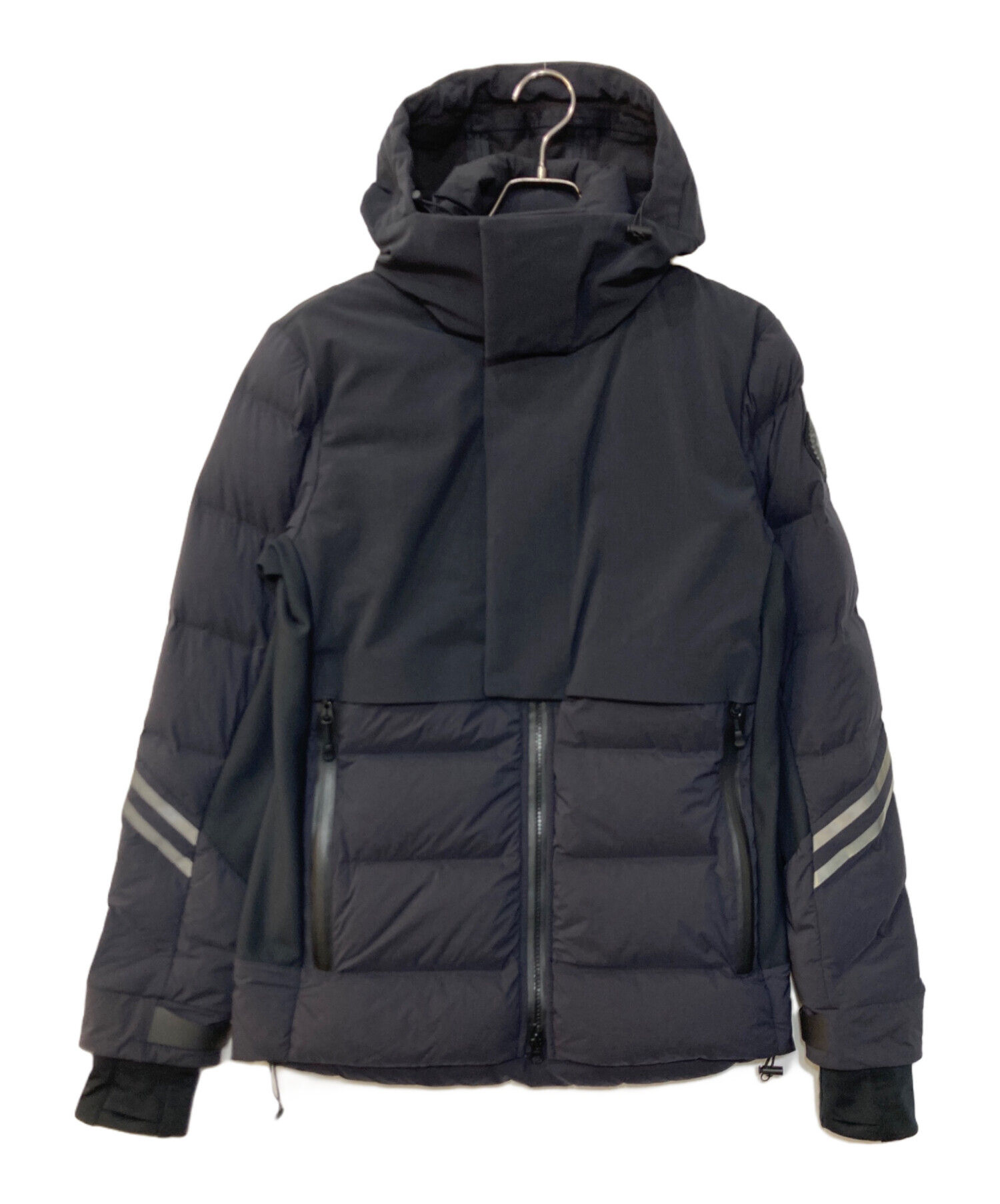 中古・古着通販】CANADA GOOSE (カナダグース) HYBRIDGE CW 中古・古着通販】CANADA GOOSE (カナダグース) HYBRIDGE CW