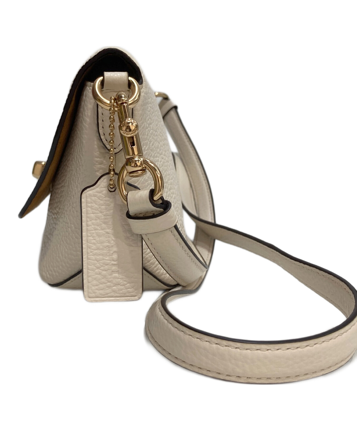 レ*ン様 coach ショルダーバック 中古・古着通販】COACH (コーチ) ショルダーバッグ ホワイト サイズ
