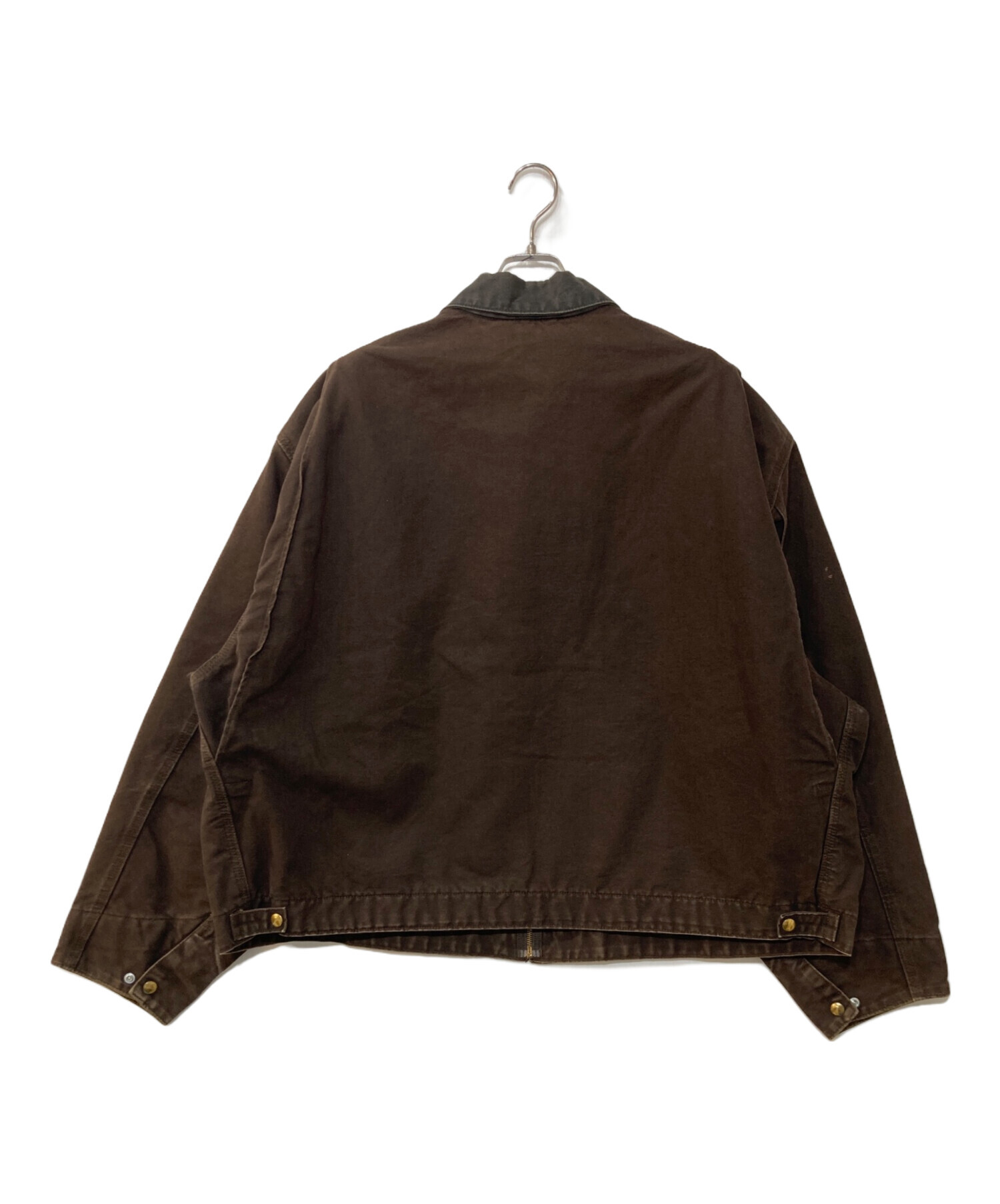 カーハート デトロイトジャケット ダークブラウン J97 DKB 企業ロゴ 刺繍 中古・古着通販】CarHartt (カーハート) 企業刺繍デトロイトジャケット