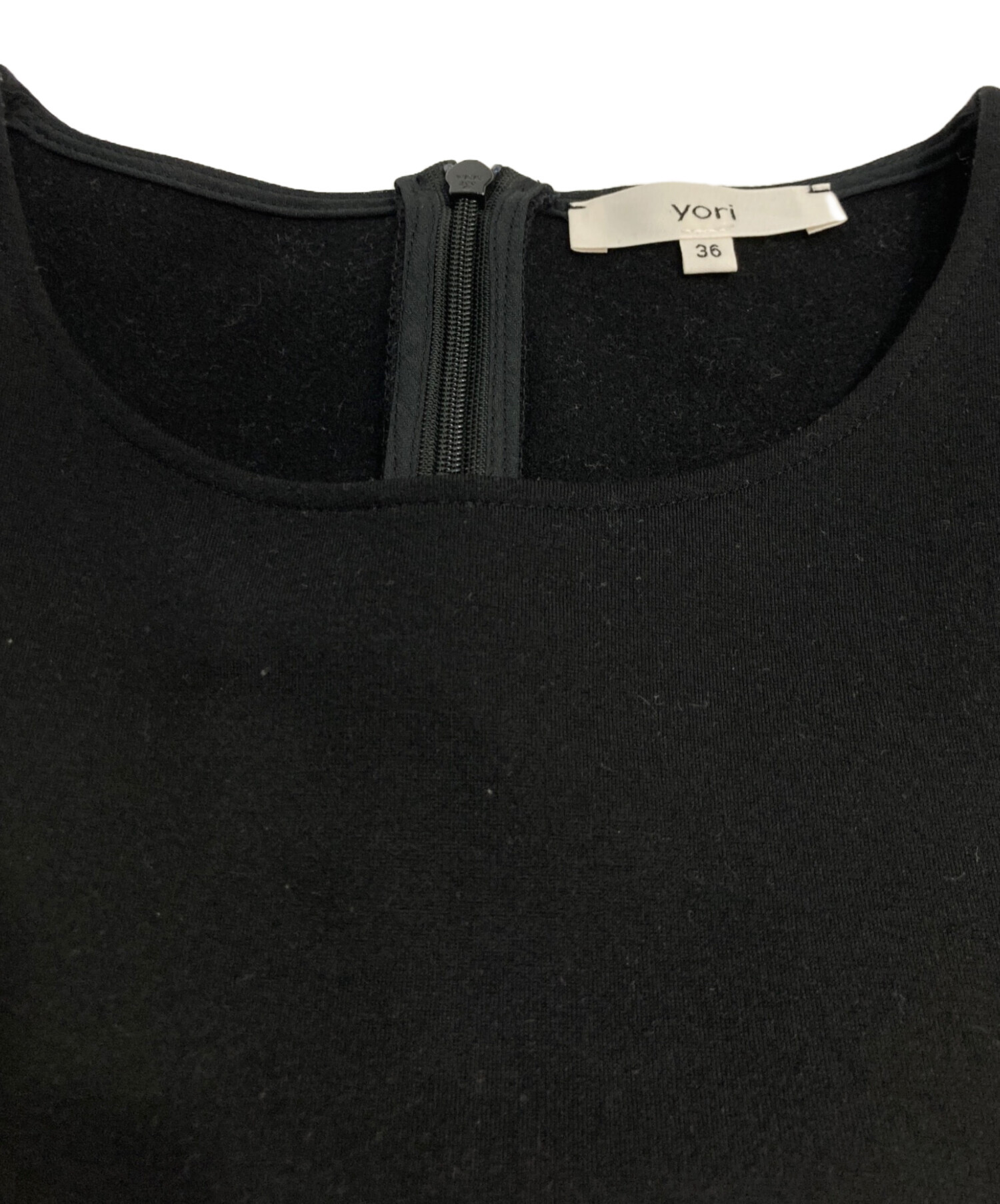 中古・古着通販】yori (ヨリ) ぬくぬくヘムフリルブラウス ブラック