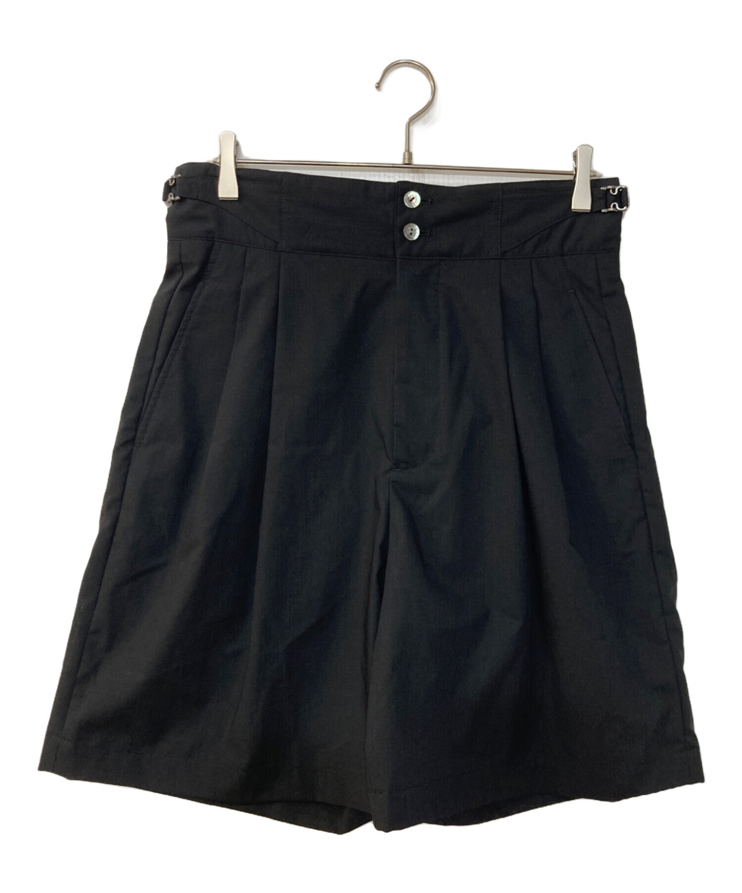 25ss イレニサ　ショーツ 中古・古着通販】IRENISA (イレニサ) TWO TUCKS WIDE SHORTS