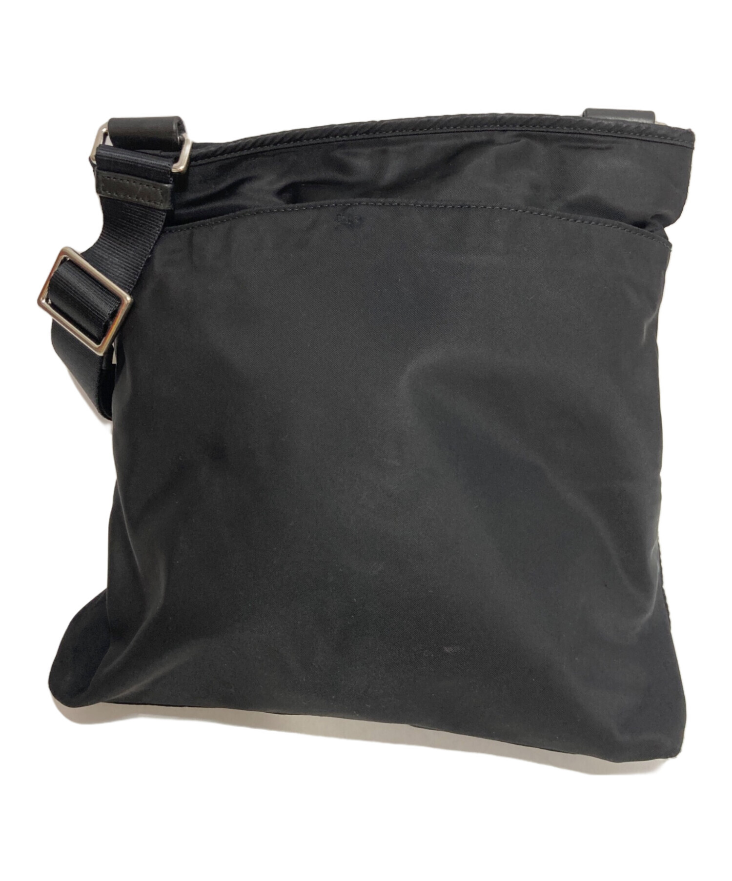 美品　TUMI ブラック ナイロン ショルダーバッグ 中古・古着通販】TUMI (トゥミ) ナイロンショルダーバッグ ブラック