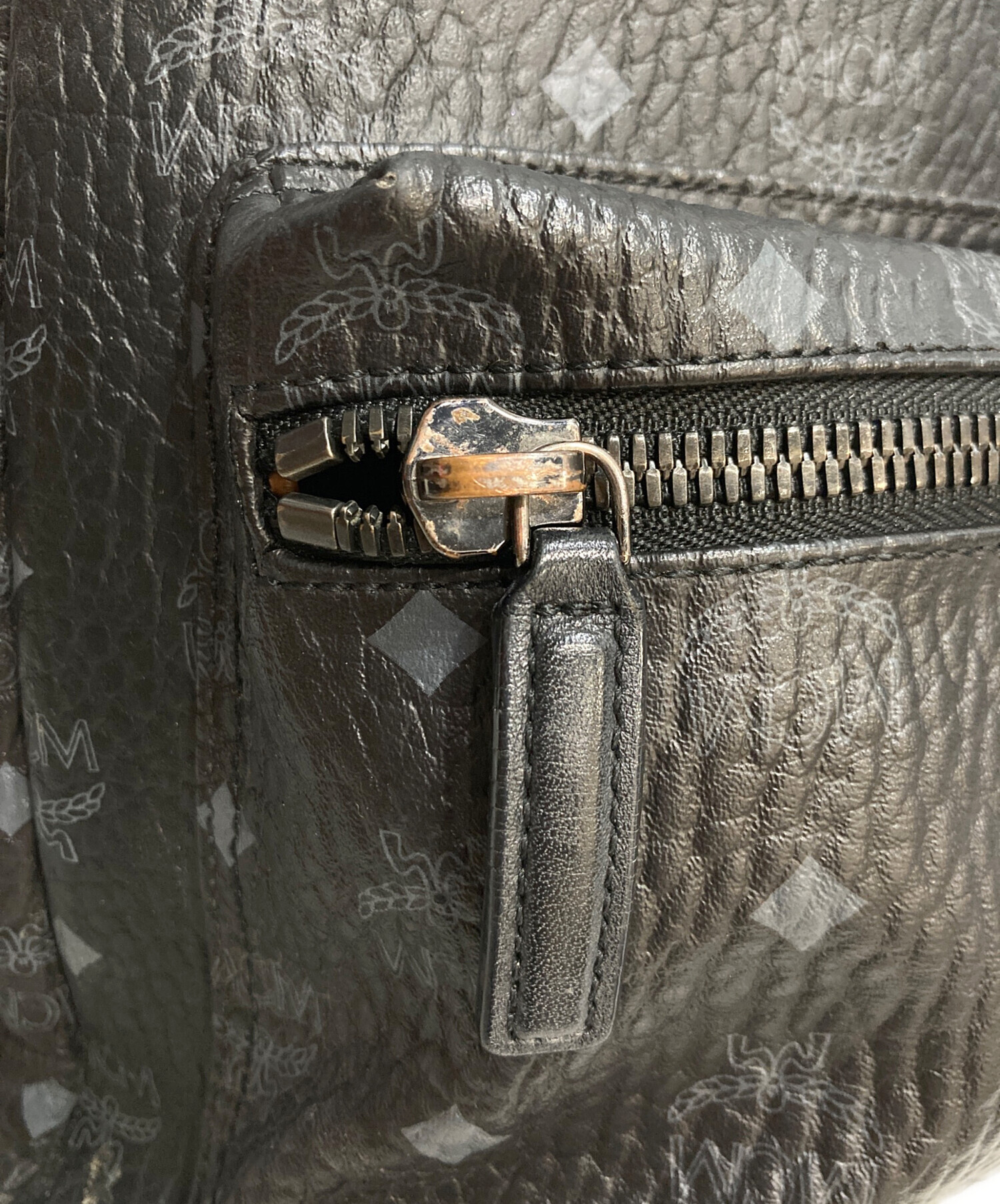 中古・古着通販】MCM (エムシーエム) Stark サイドスタッズ バック