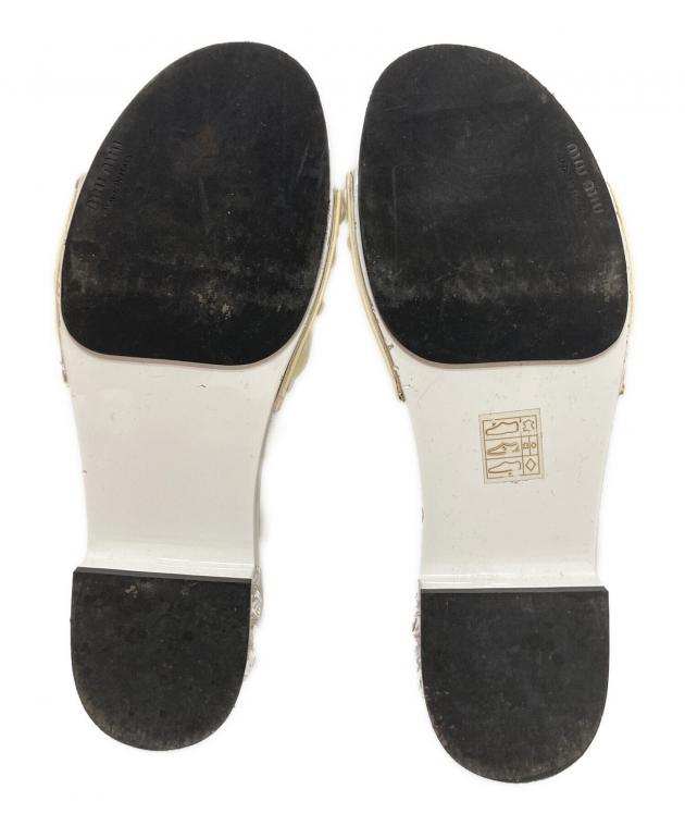 中古・古着通販】MIU MIU (ミュウミュウ) ビジューサンダル ホワイト