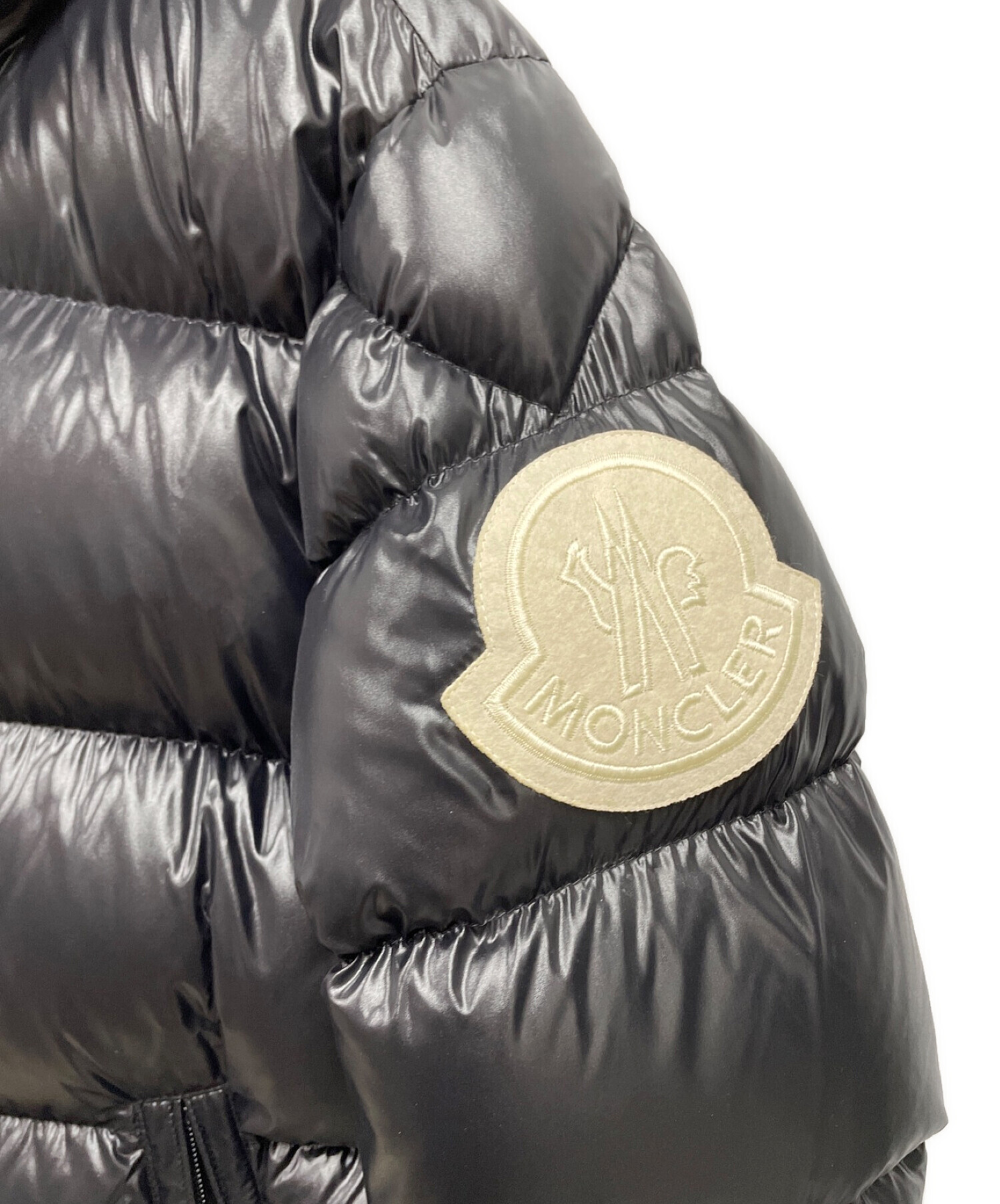 中古・古着通販】MONCLER (モンクレール) ジーニアス DERVAUX ダウン 中古・古着通販】MONCLER (モンクレール) ジーニアス DERVAUX ダウン