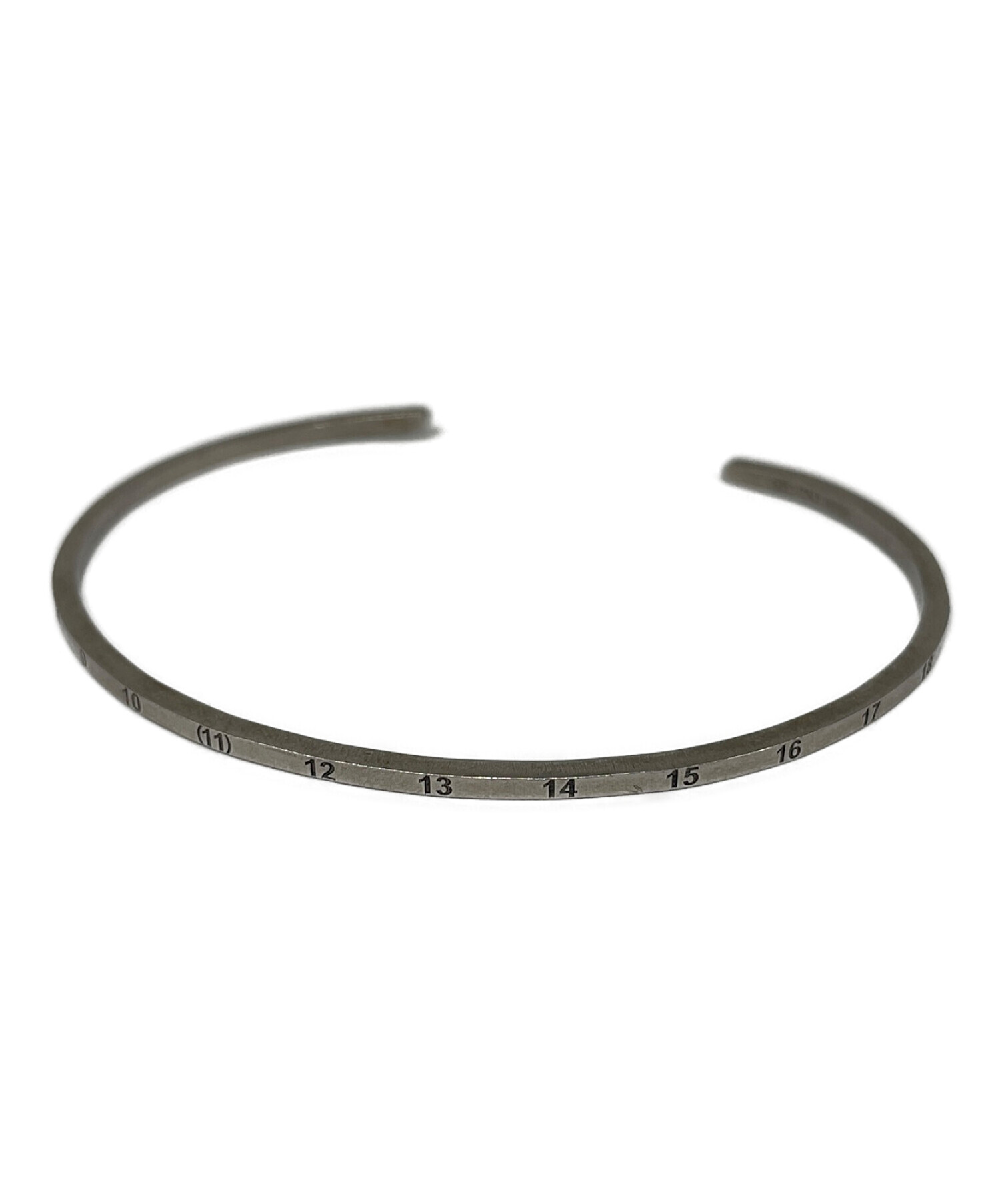 メゾンマルジェラ ナンバリングカフブレスレット バングル メゾンマルジェラ】ナンバリングカフブレスレット – GQ SHOP