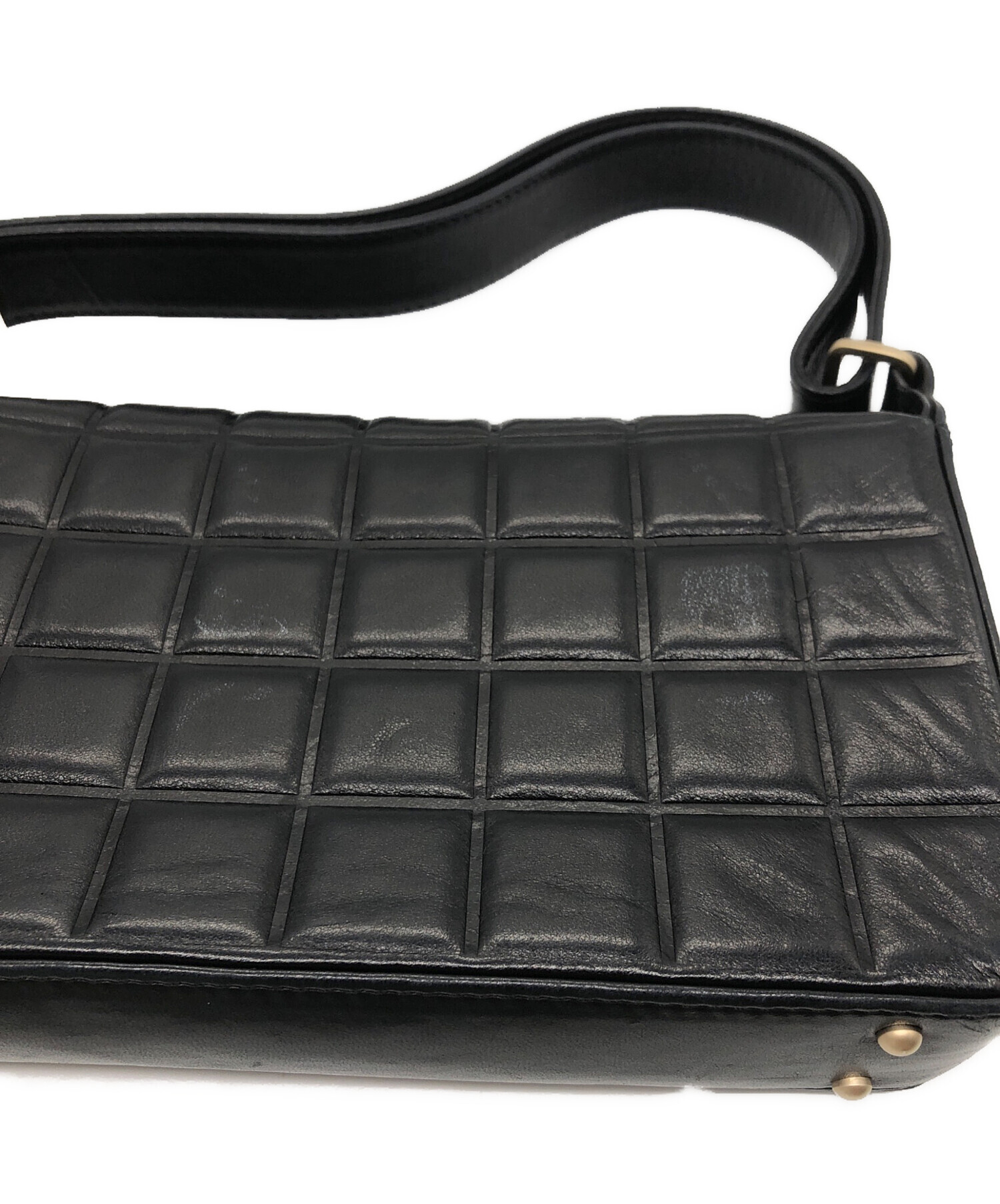 中古・古着通販】CHANEL (シャネル) チョコバー ワンショルダーバッグ