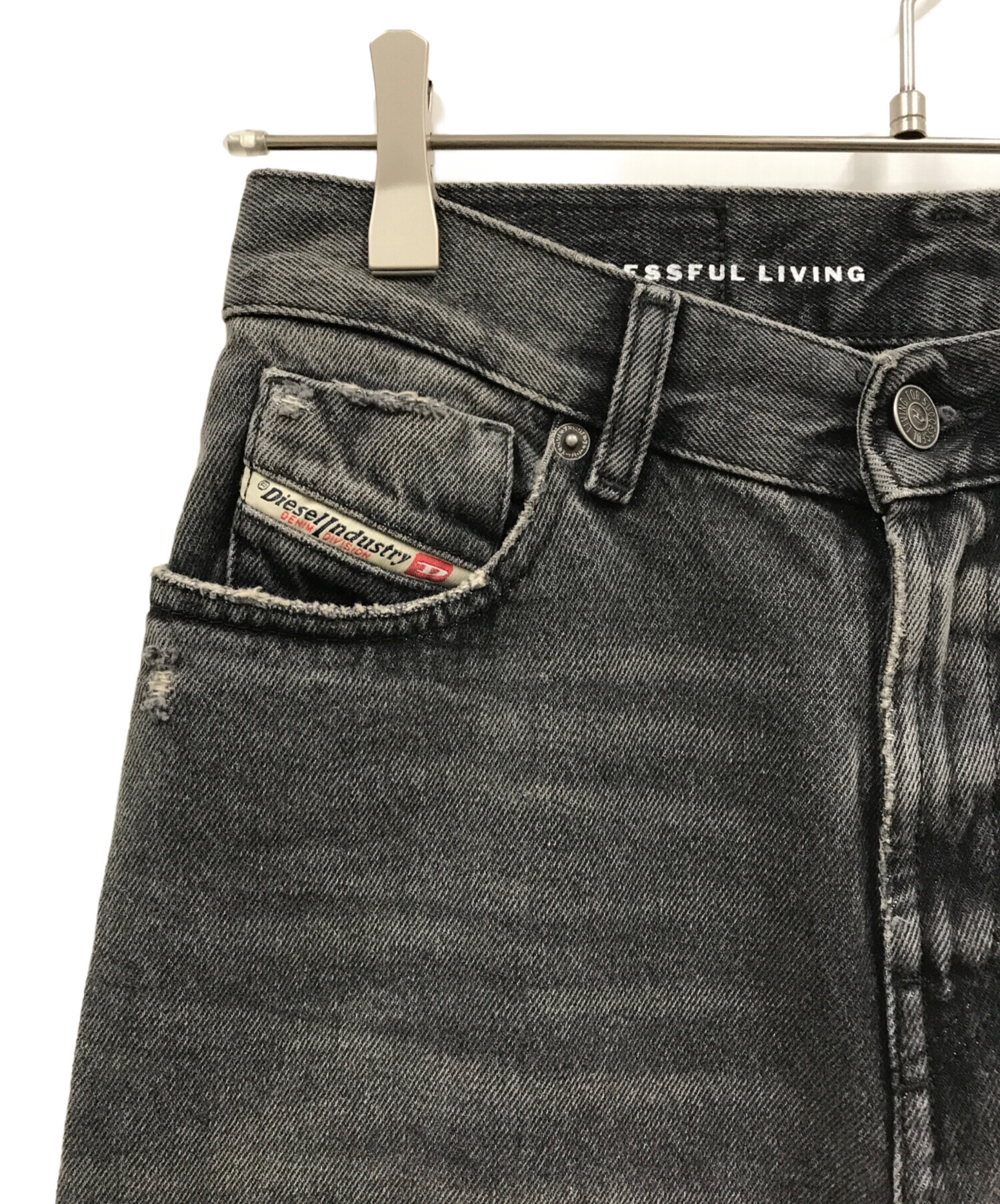 値下げ中【未使用品】ディーゼル　ブーツカットデニム 6Y ☆値下げ中未使用品ディーゼル ブーツカットデニム 6Y DIESEL