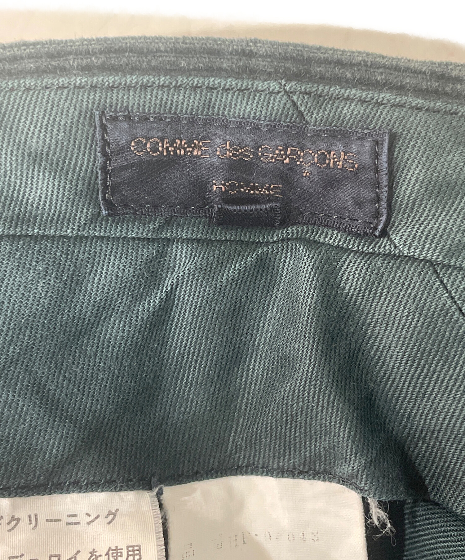 90s コムデギャルソン 2タック 太畝 コーデュロイパンツ 黒 S W30 90s コムデギャルソン 2タック 太畝 コーデュロイパンツ 黒 S W30