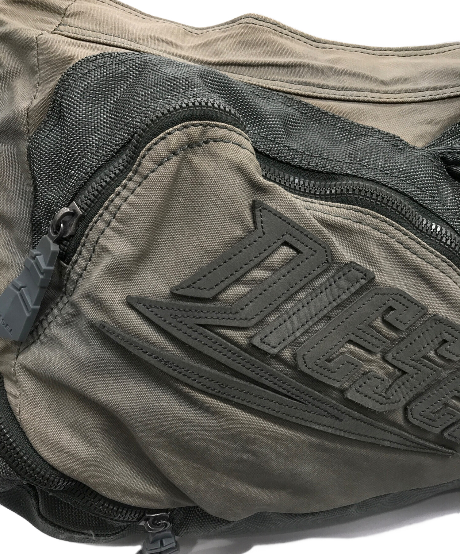 中古・古着通販】DIESEL (ディーゼル) マルチzip ギミックショルダー