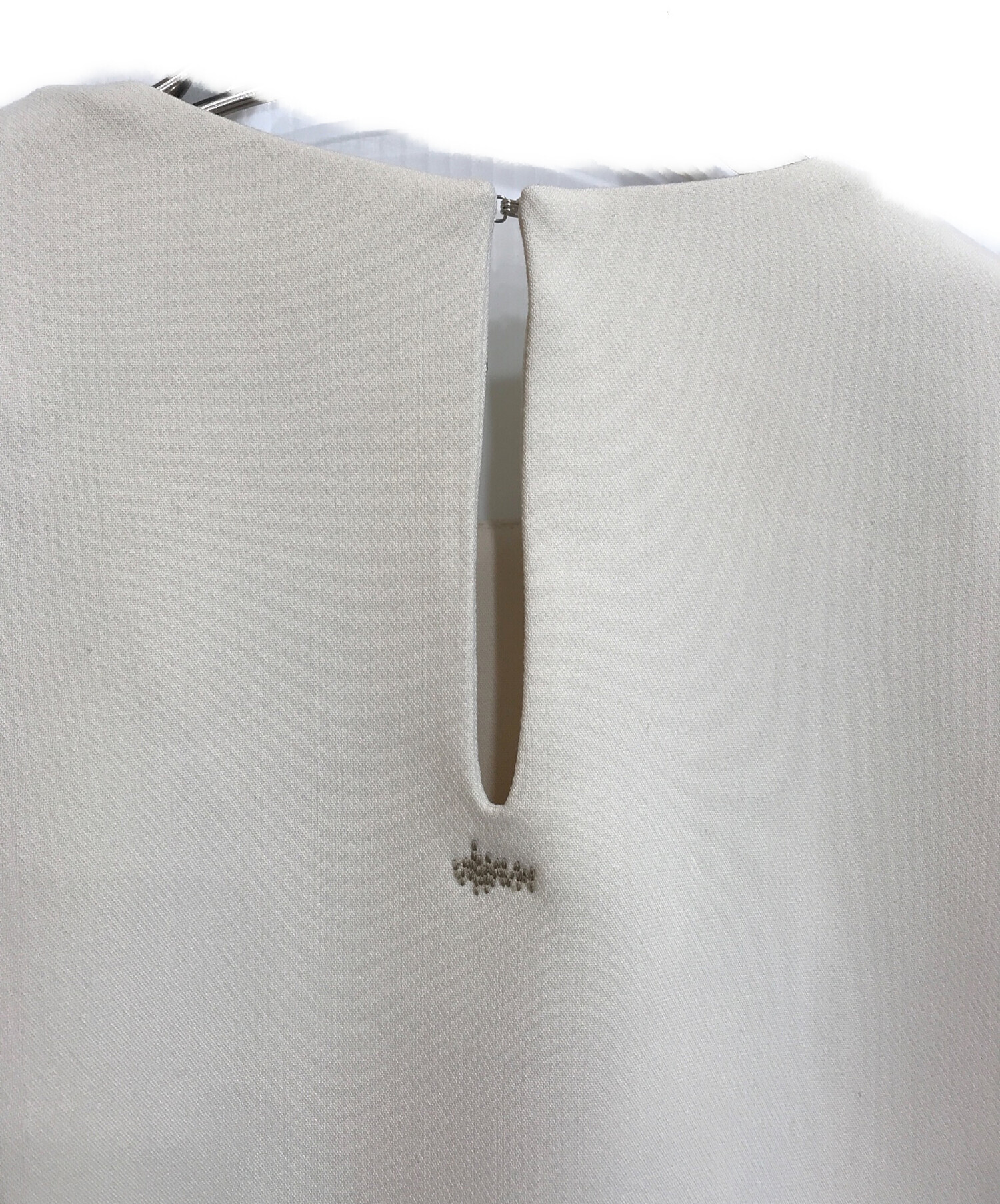JOSE MOON SLIT OPEN TOPS SPLIT GATHERS CHOKER TOPS – JOSEMOON