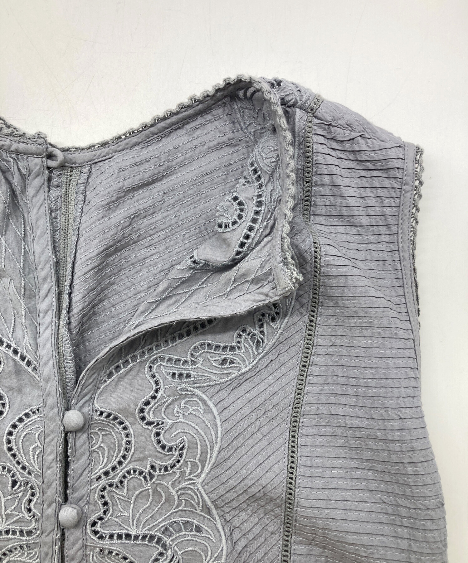 IENA la boucle ノースリーブ ブラウス 追加》IENA LA BOUCLE 水撚りガスフライスノースリーブ（Tシャツ