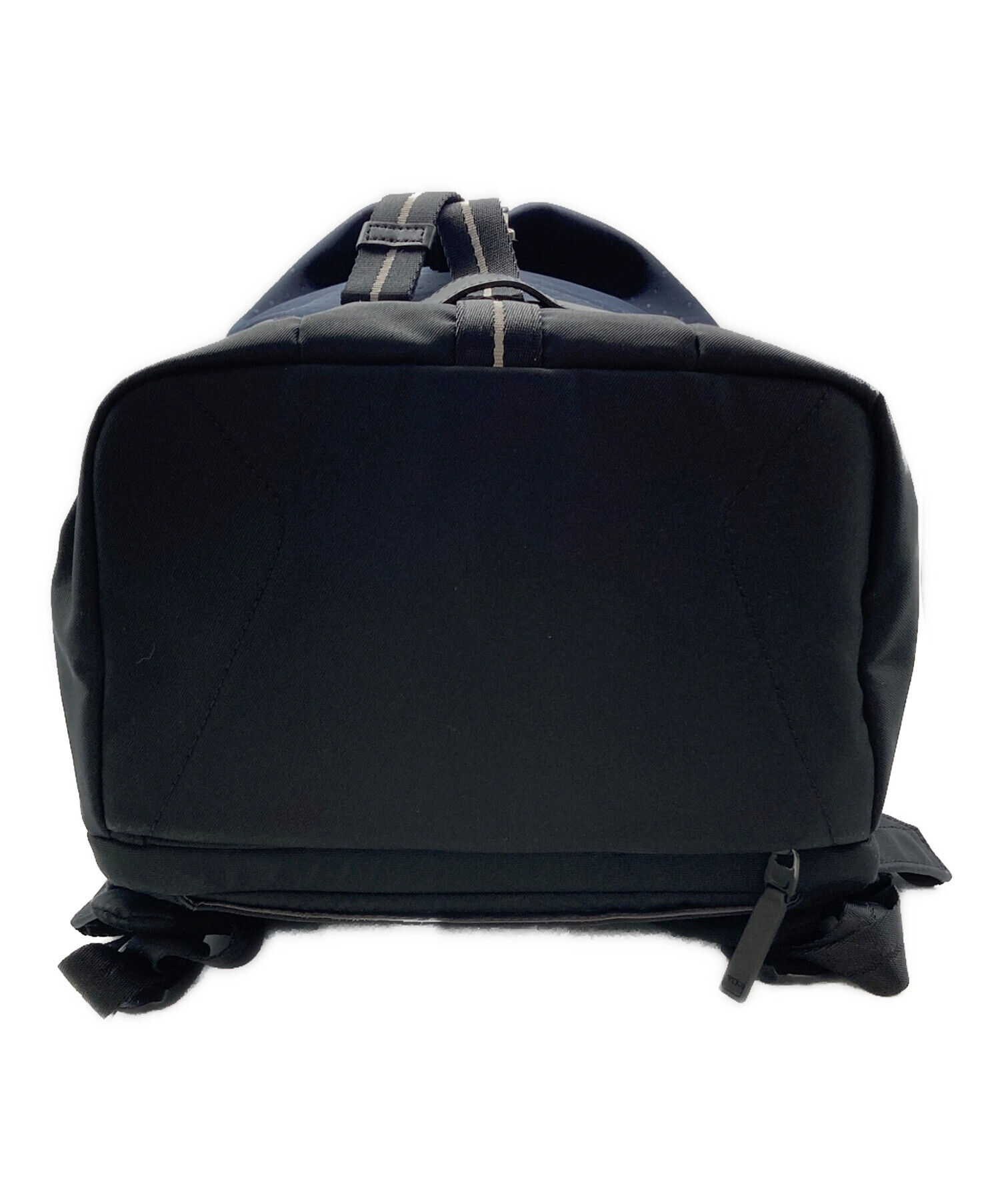 中古・古着通販】TUMI (トゥミ) Tahoe フィンチバックパック ネイビー 