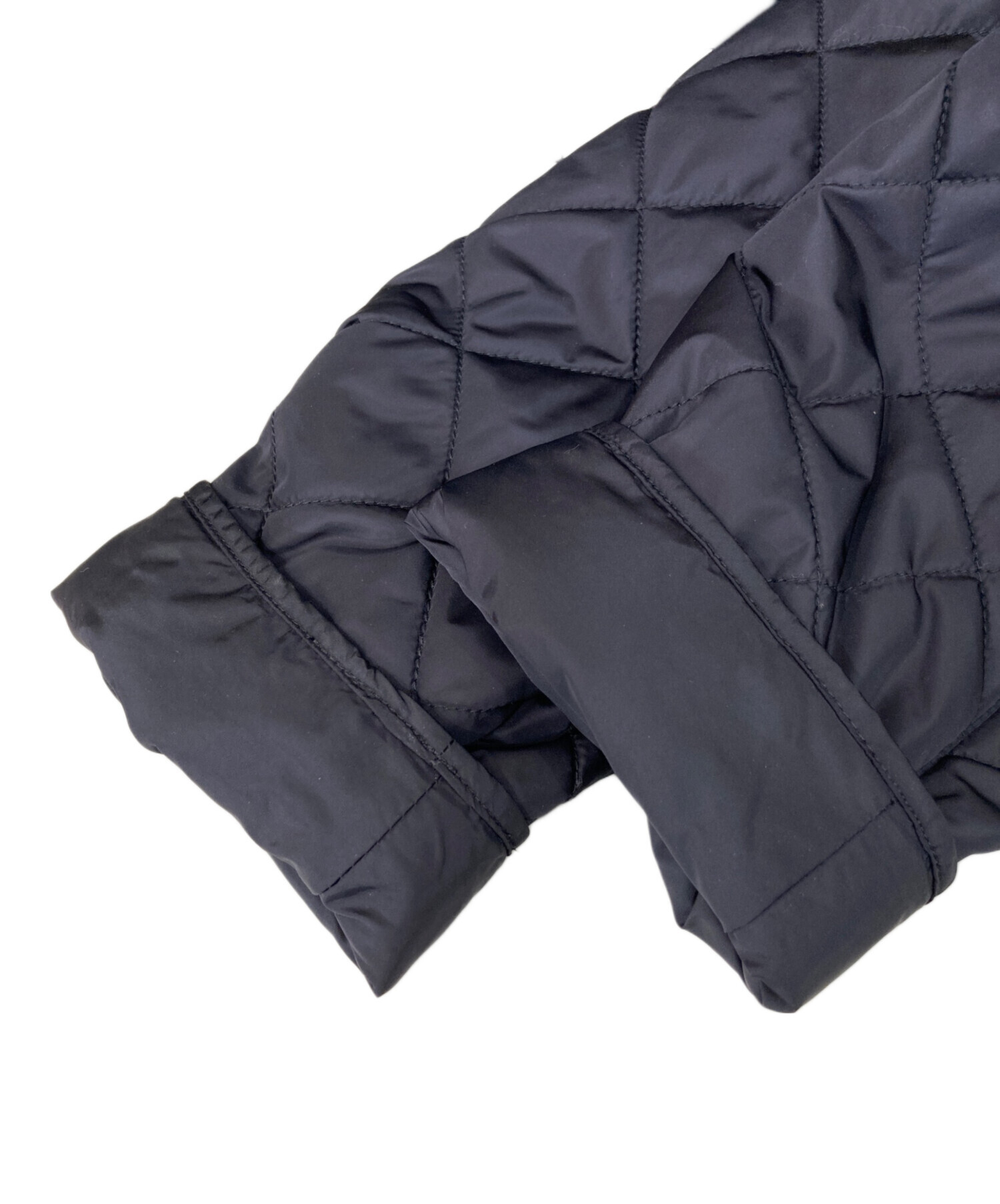 中古・古着通販】PRADA (プラダ) トライアングルプレート キルティング