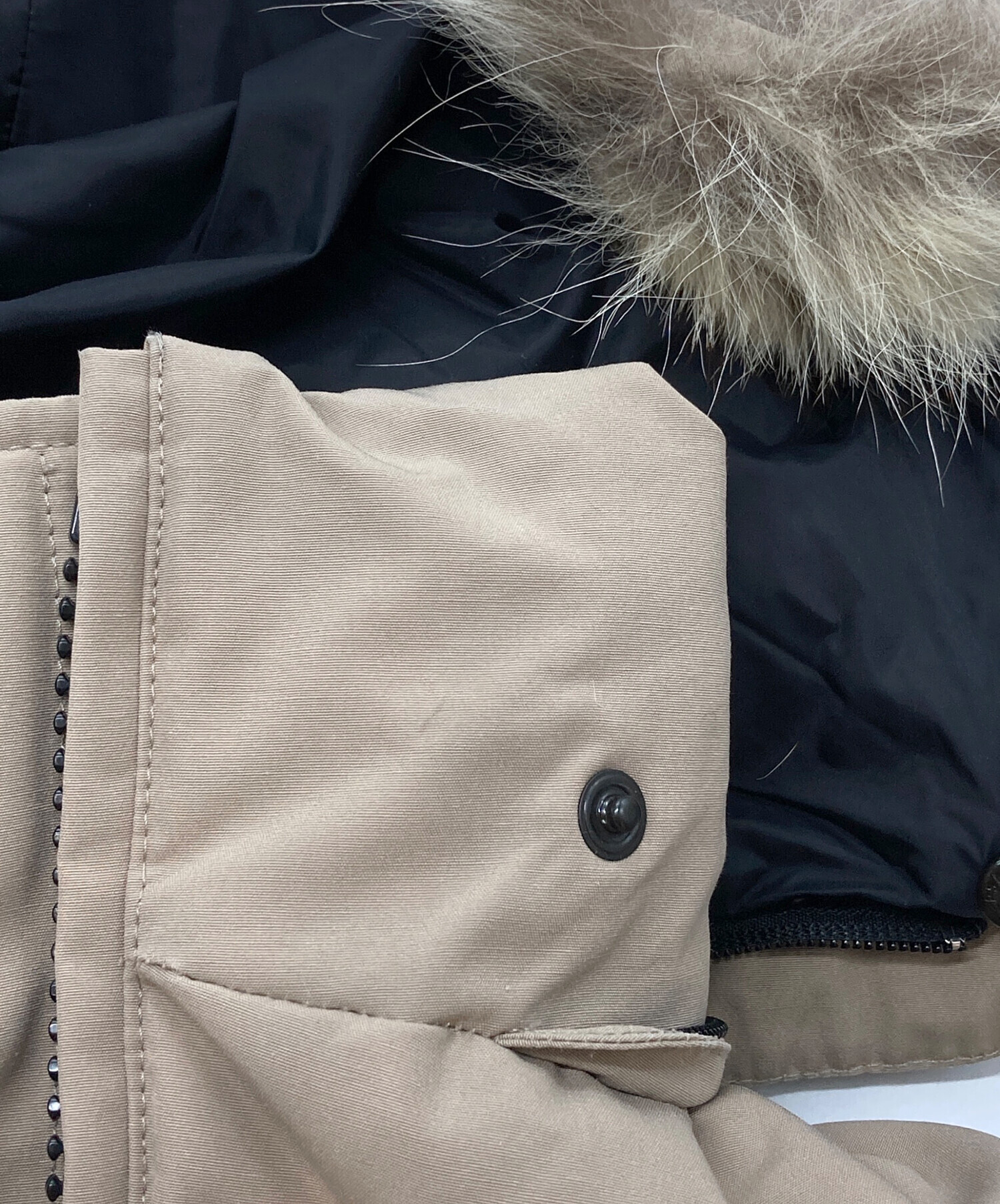 中古・古着通販】CANADA GOOSE (カナダグース) BELLEVILLE ダウン