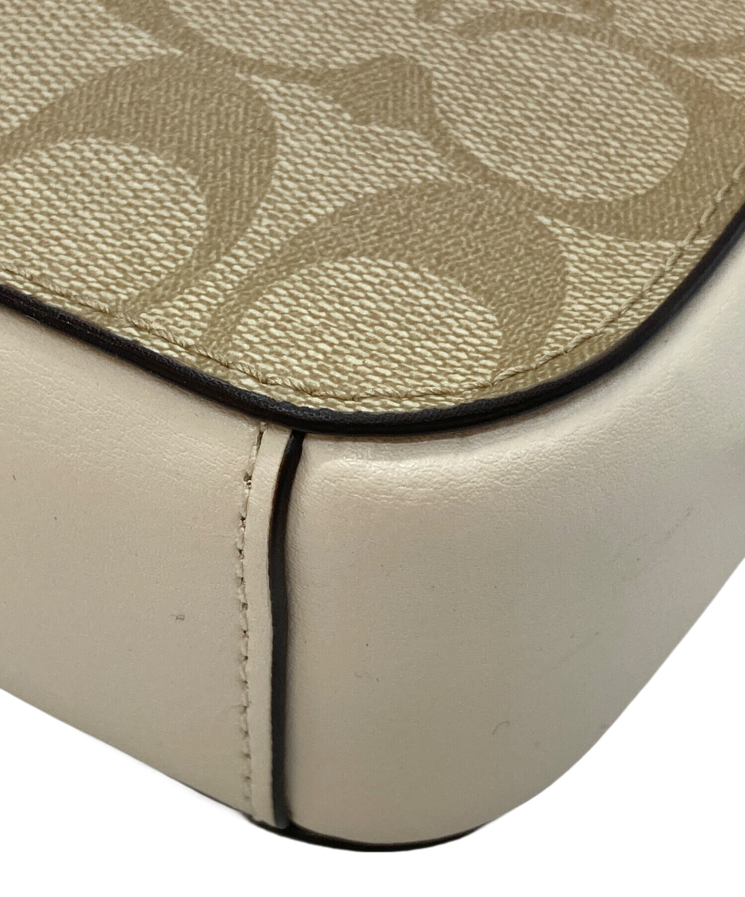 smile COACH ショルダーバッグ ベージュ/ホワイト　未使用品 中古・古着通販】COACH (コーチ) ショルダーバッグ ホワイト×ベージュ