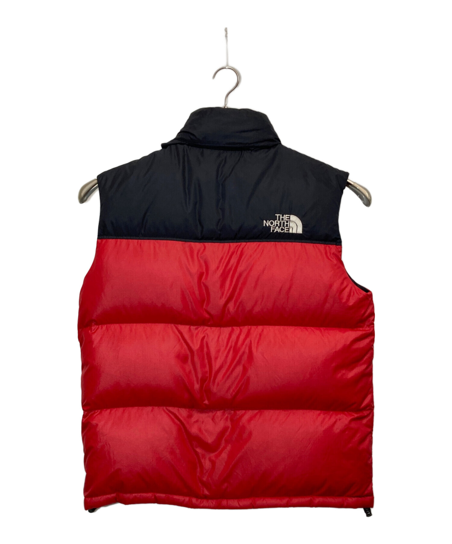【THE NORTH FACE】レッドランダウンベスト ノースフェイス 中古・古着通販】THE NORTH FACE (ザ ノース フェイス) ダウンベスト