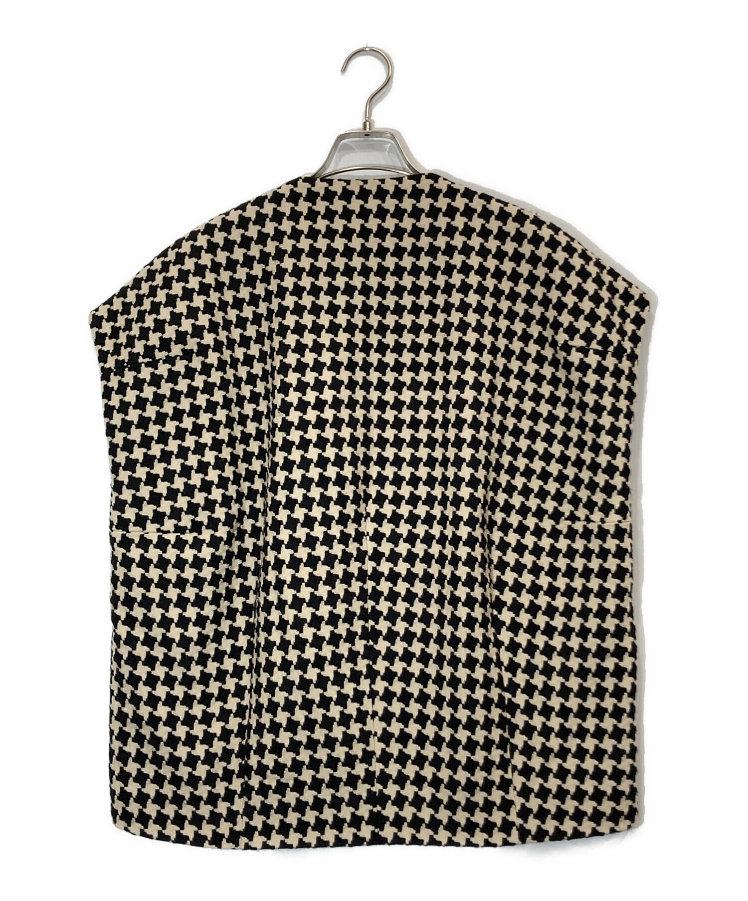 TOMORROWLANDドビーハウンド　トゥースバレルジレ美品 TOMORROWLANDトゥモローランド ドビーハウンドトゥースバレルジレ日本