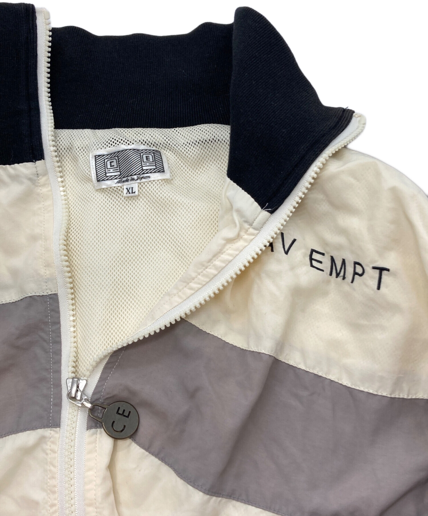 中古・古着通販】C.E (シーイー) ナイロンブルゾン ベージュ×ブラック