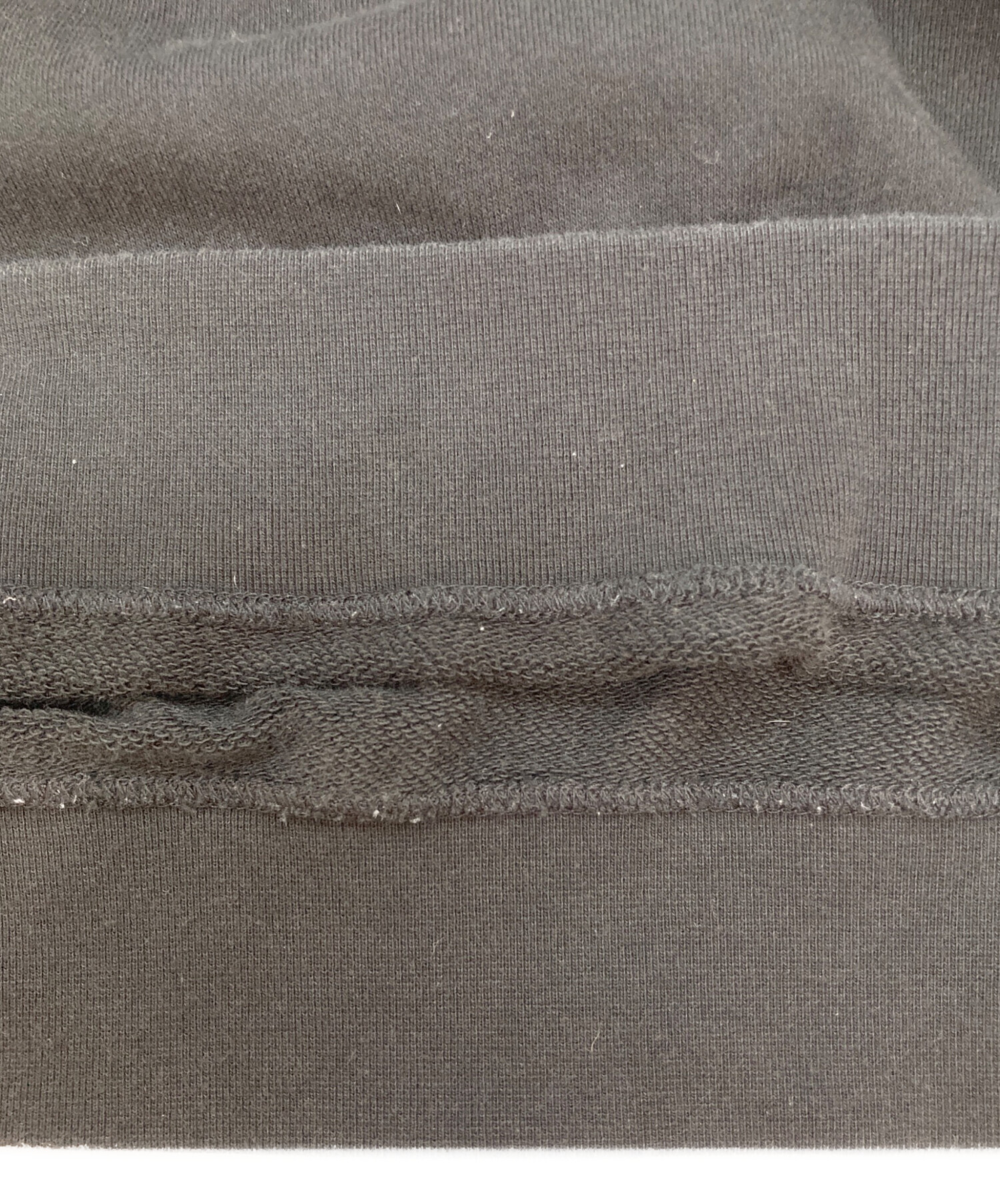 【未使用】アンダーカバーundercoverGILAPPLECLOCK Dorothy Hendricks × UNDERCOVER｜UNDERCOVER OFFICIAL ONLINE STORE