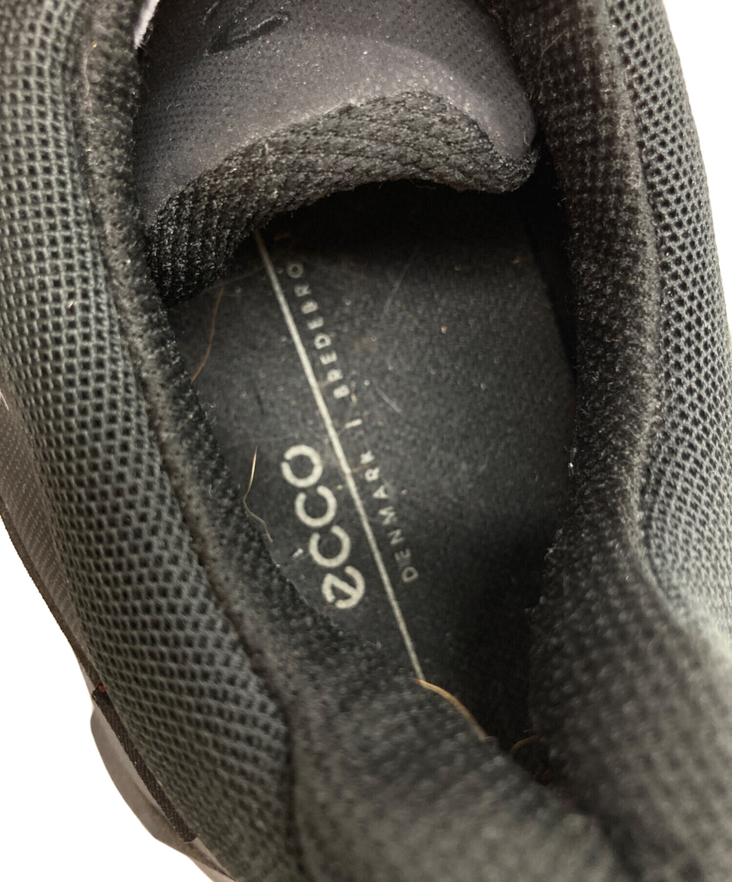 一度使用ほぼ未使用一番人気ecco GORE-TEX スニーカー定価44,000 一度使用ほぼ未使用一番人気ecco GORE-TEX スニーカー定価44,000