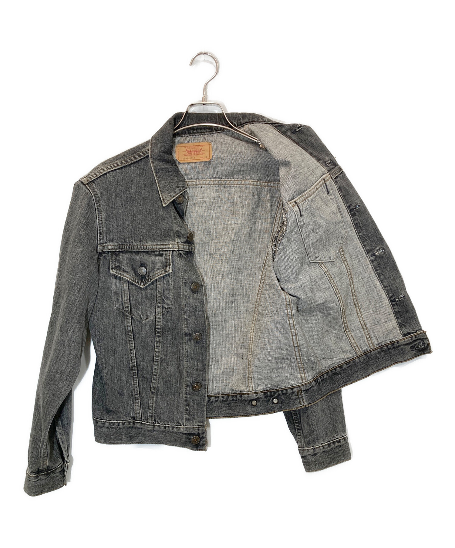 中古・古着通販】LEVI'S (リーバイス) 先染めブラックデニムジャケット