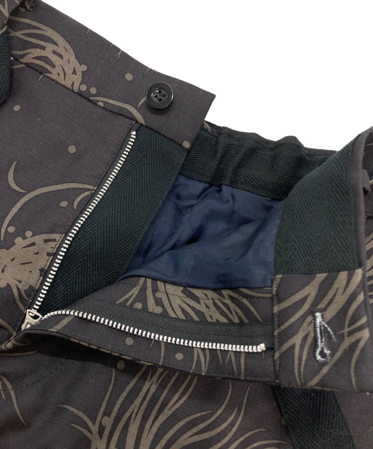 中古・古着通販】sacai (サカイ) ベルテッドプリーツハーフパンツ