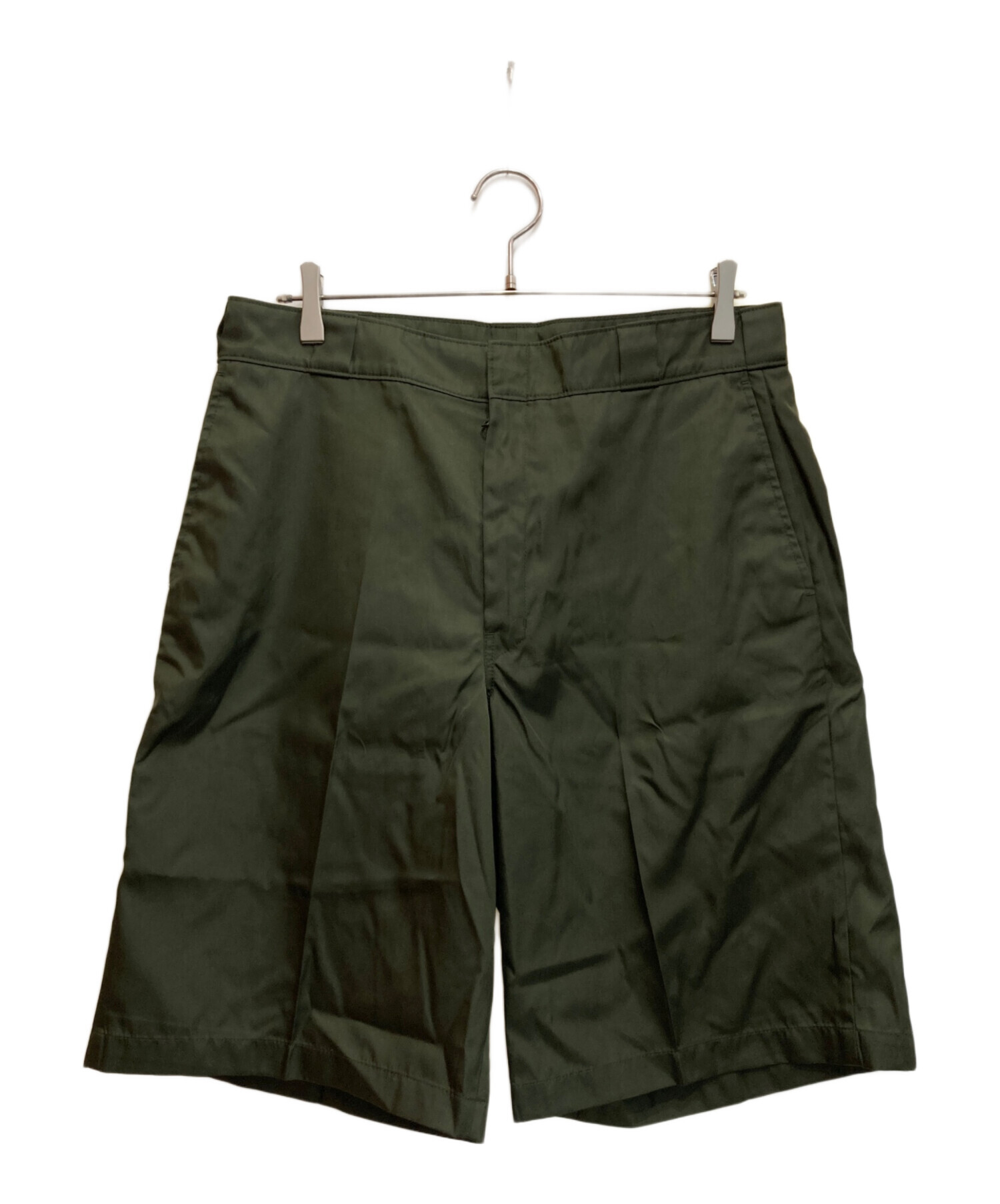 プラダ 　PRADA　Re-Nylon バミューダ　ショーツ　ハーフパンツ Prada - Re-Nylon バミューダ ショーツ | HBX