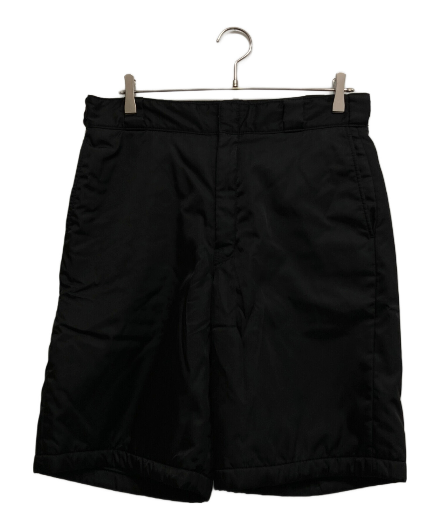 中古・古着通販】PRADA (プラダ) ナイロン中綿ハーフパンツ ブラック